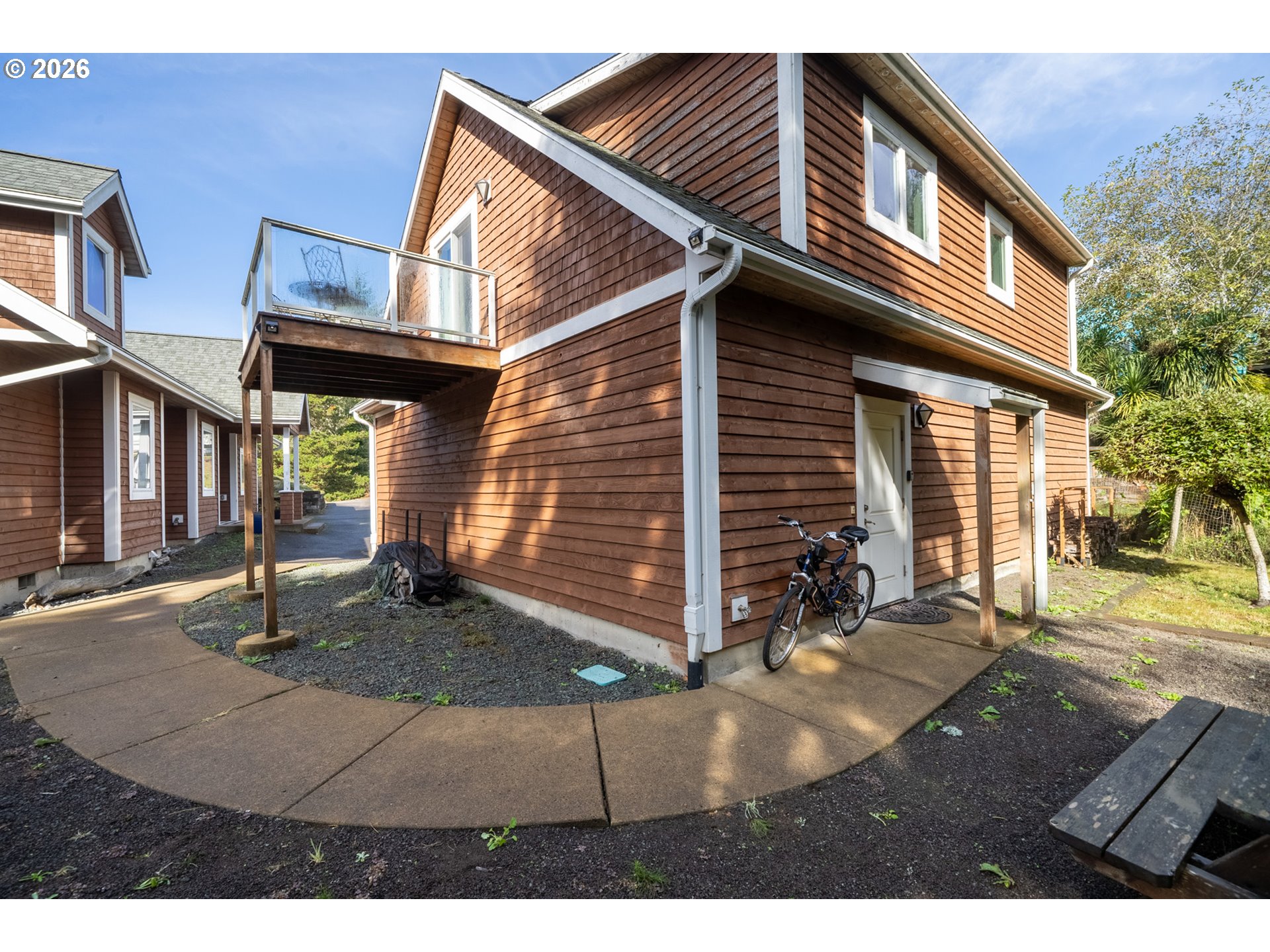 1125 Phelps St Property Photo 36