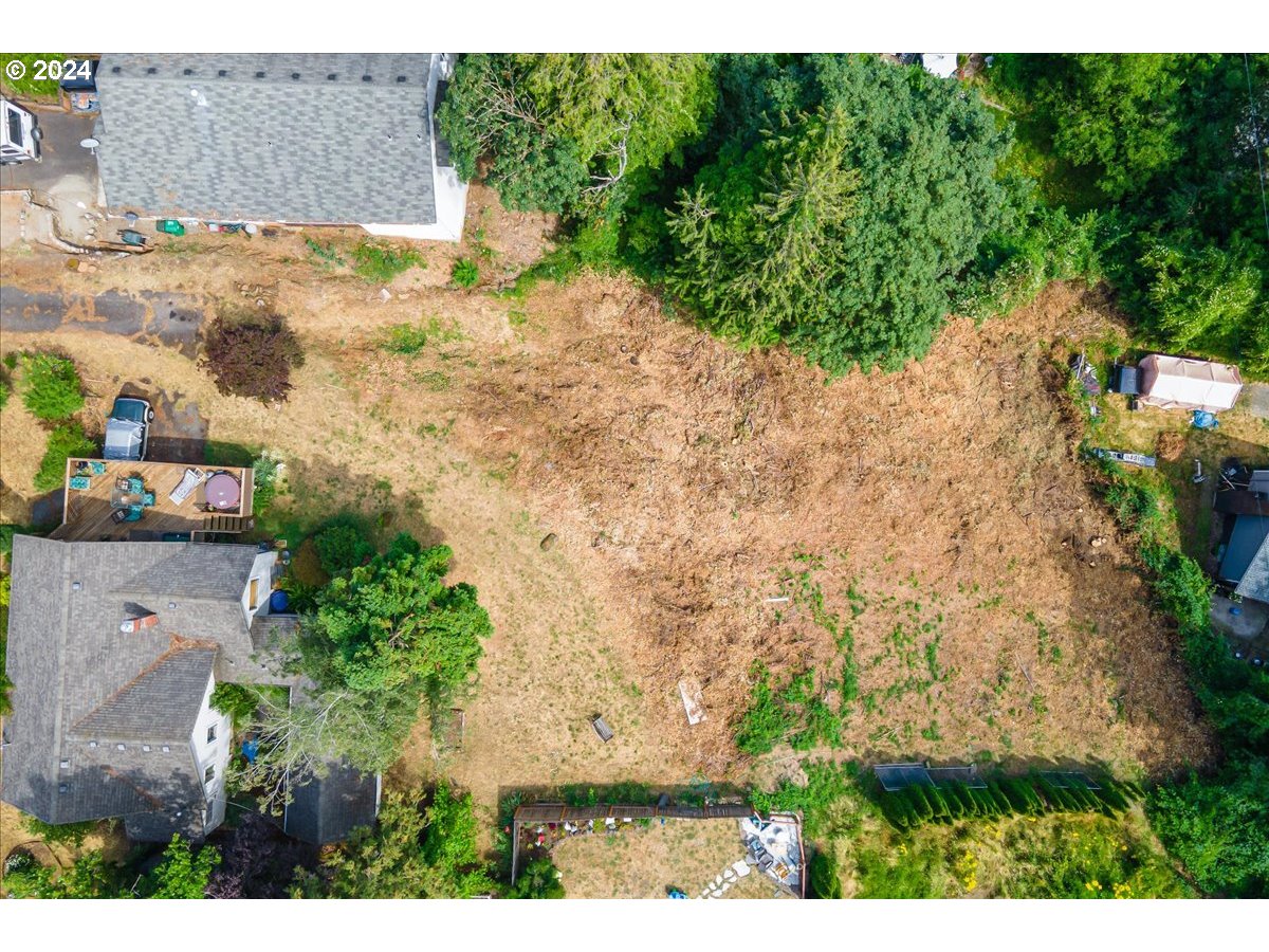 12712 Se 31st Ave Property Photo 8