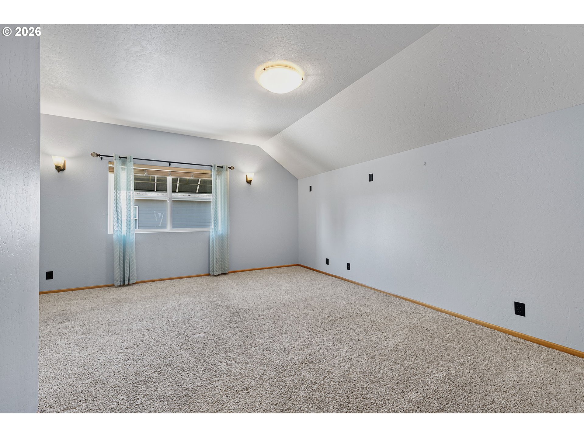 962 T St Property Photo 32