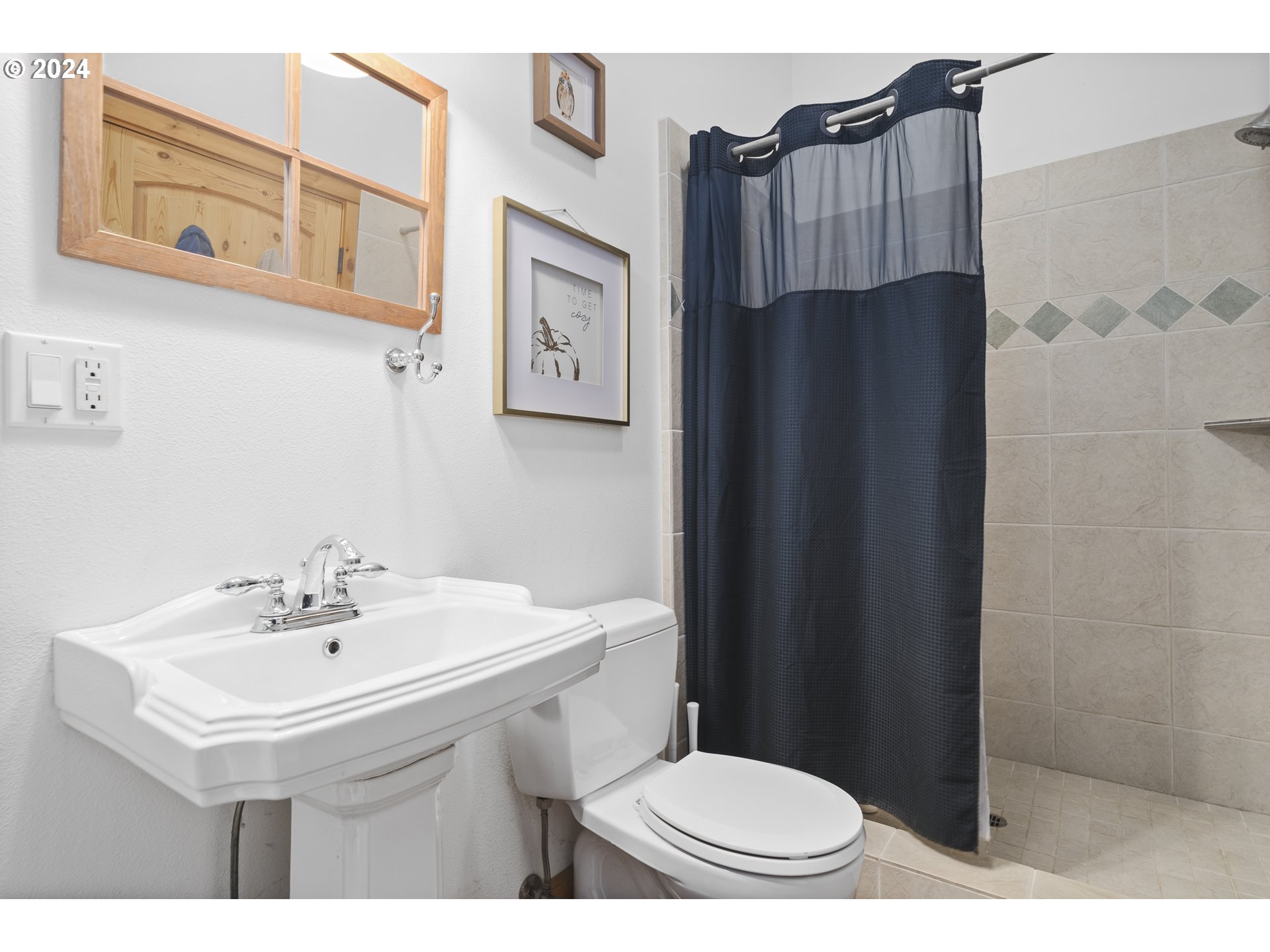 4701 Ne Neotsu Dr Property Photo 14