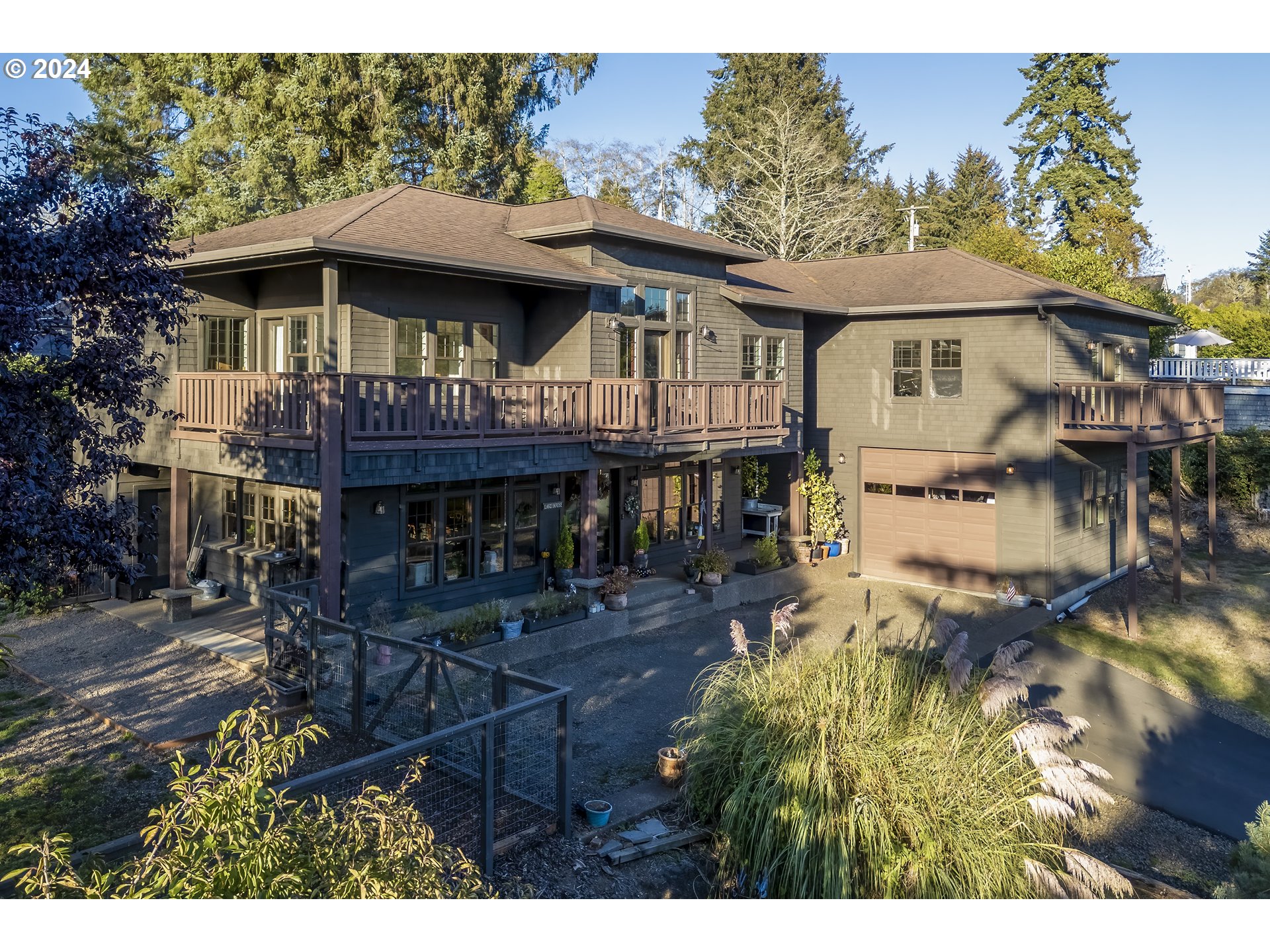 4701 Ne Neotsu Dr Property Photo 35