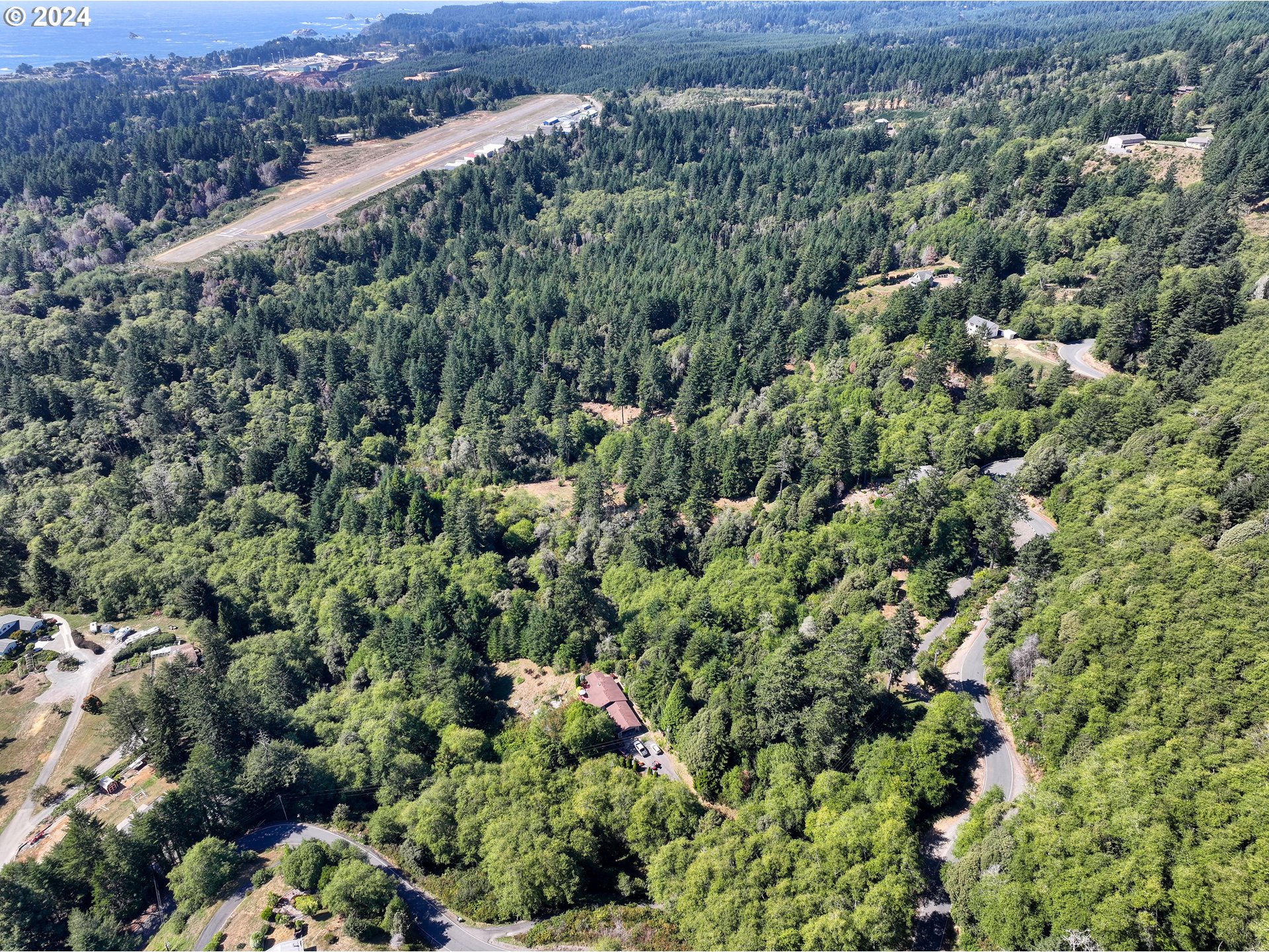 Old County Road Property Photo 9