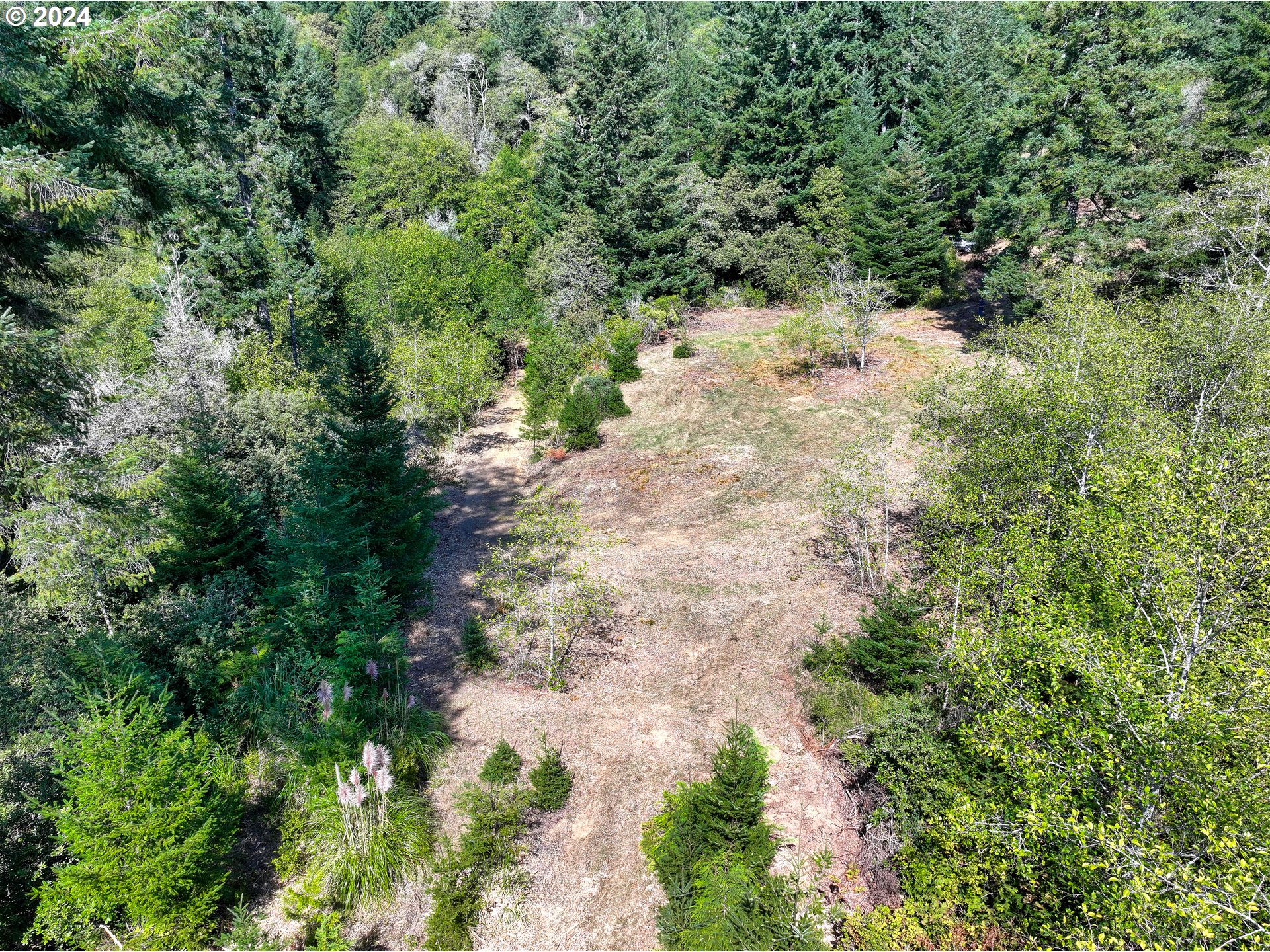 Old County Road Property Photo 13