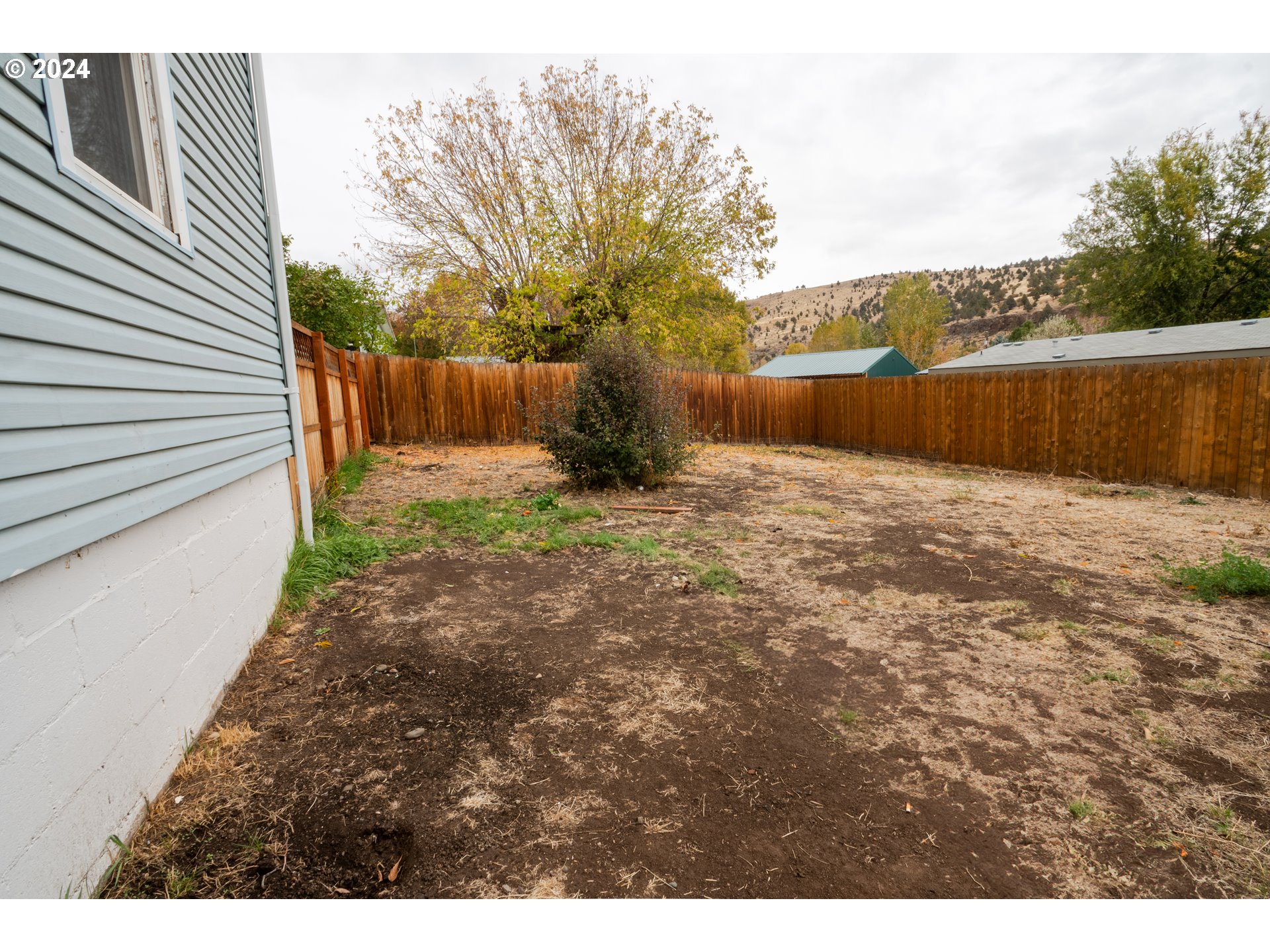 410 N Mountain Blvd Property Photo 21