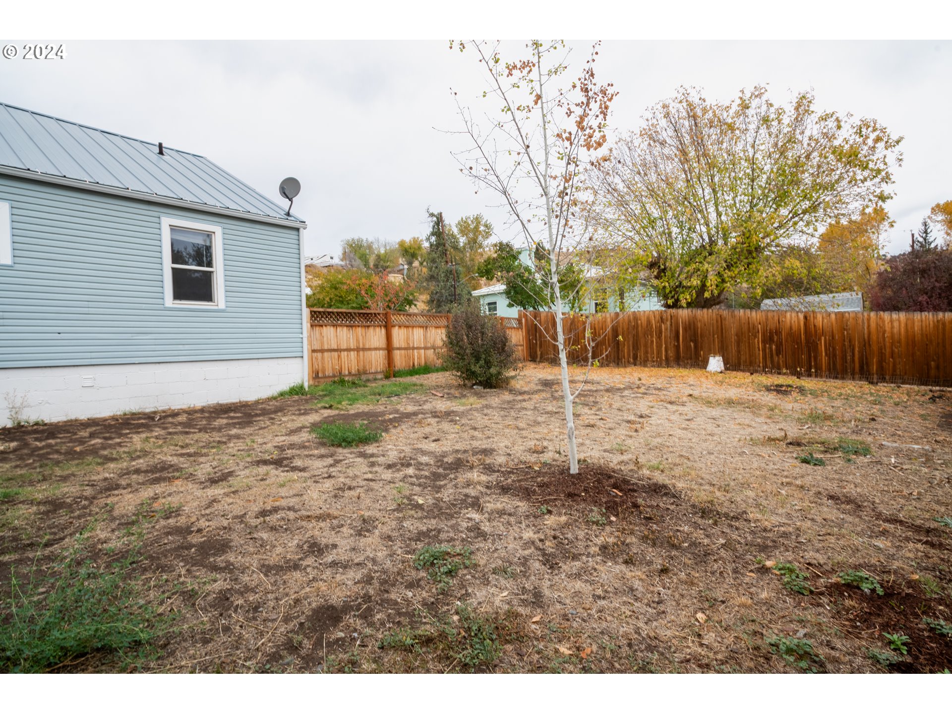 410 N Mountain Blvd Property Photo 22