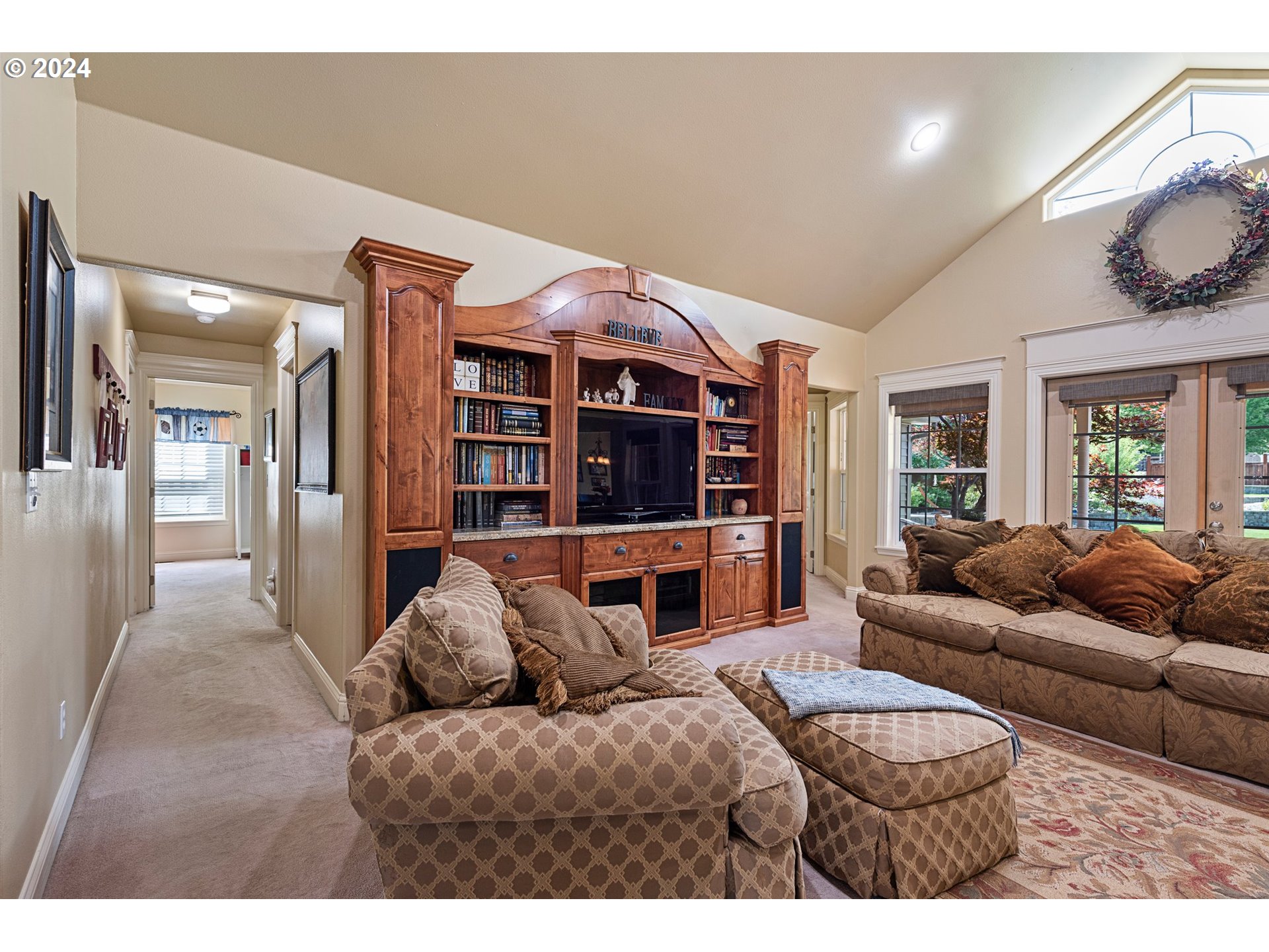 915 Petry Ln Property Photo 18