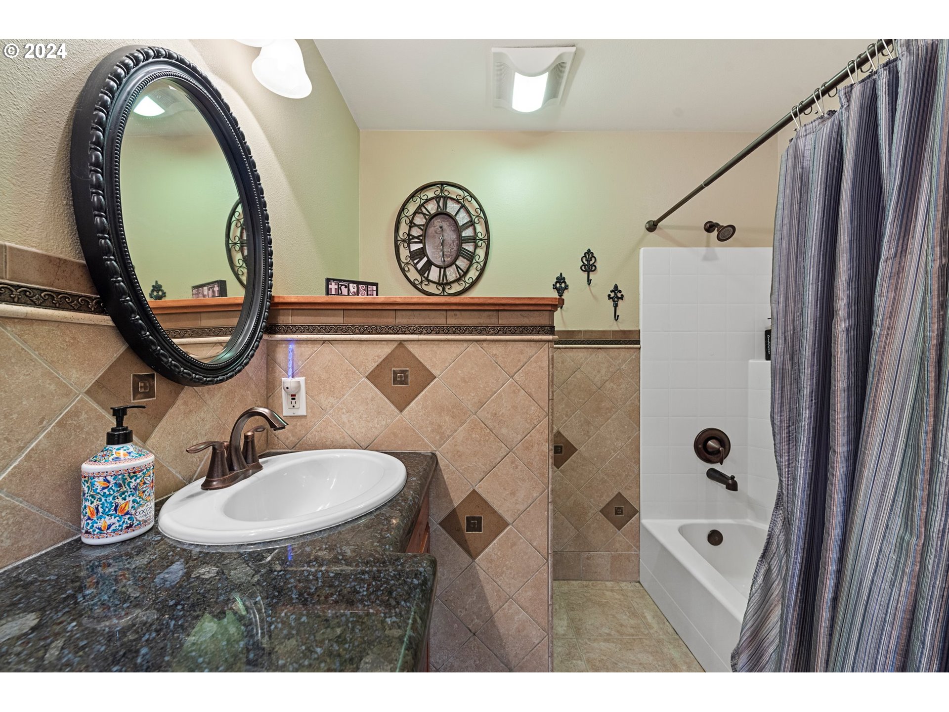 915 Petry Ln Property Photo 29