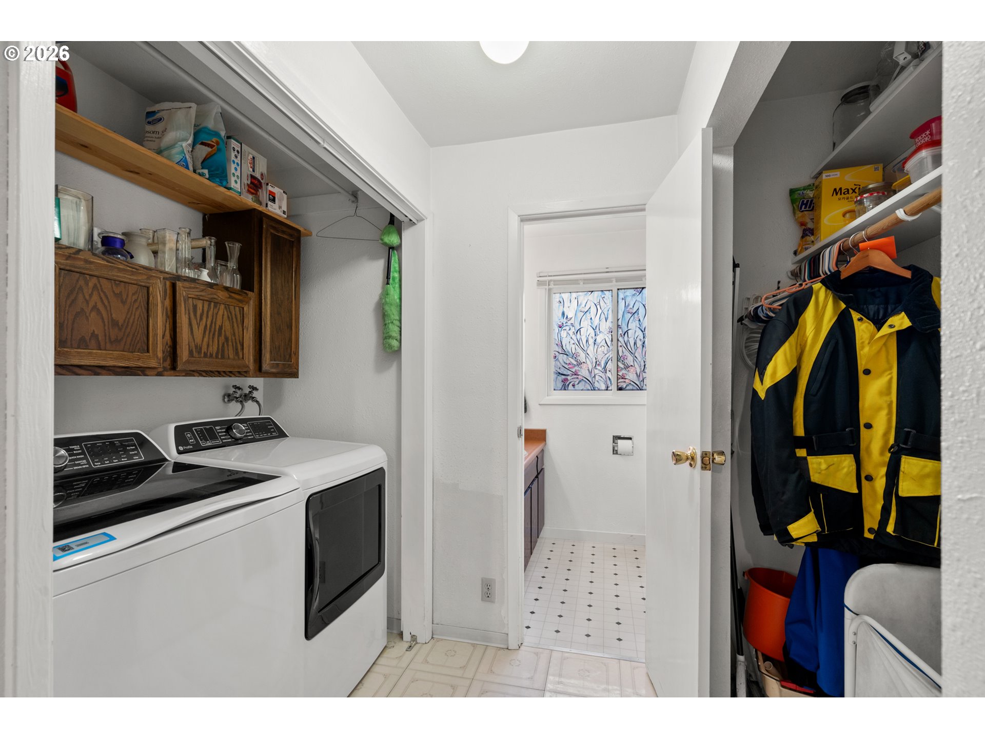 180 Rock St Property Photo 26