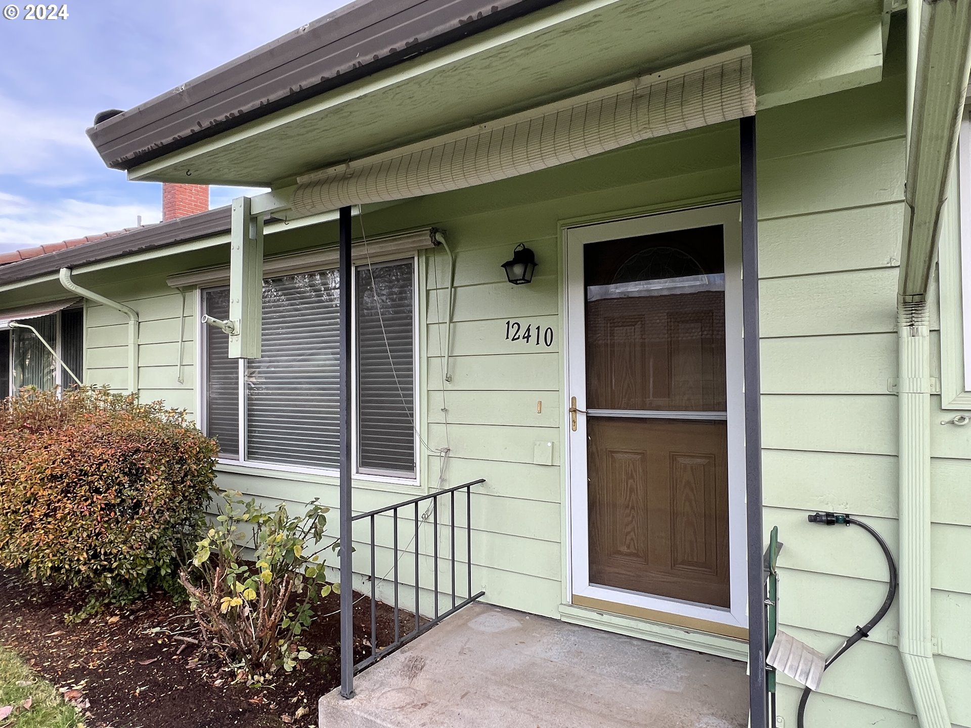 12410 SE MAIN ST