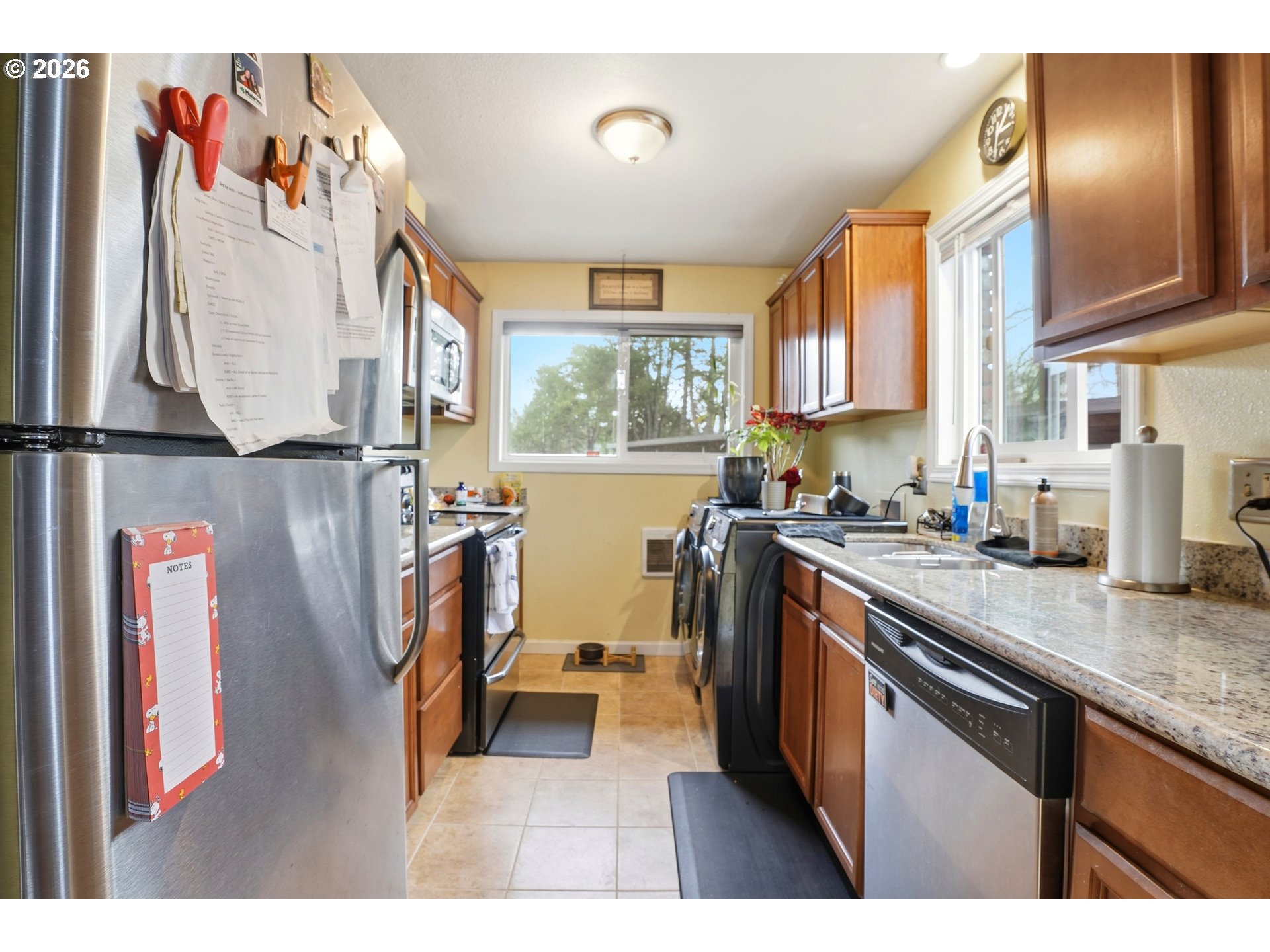 1830 Ne Hogan Dr Property Photo 15
