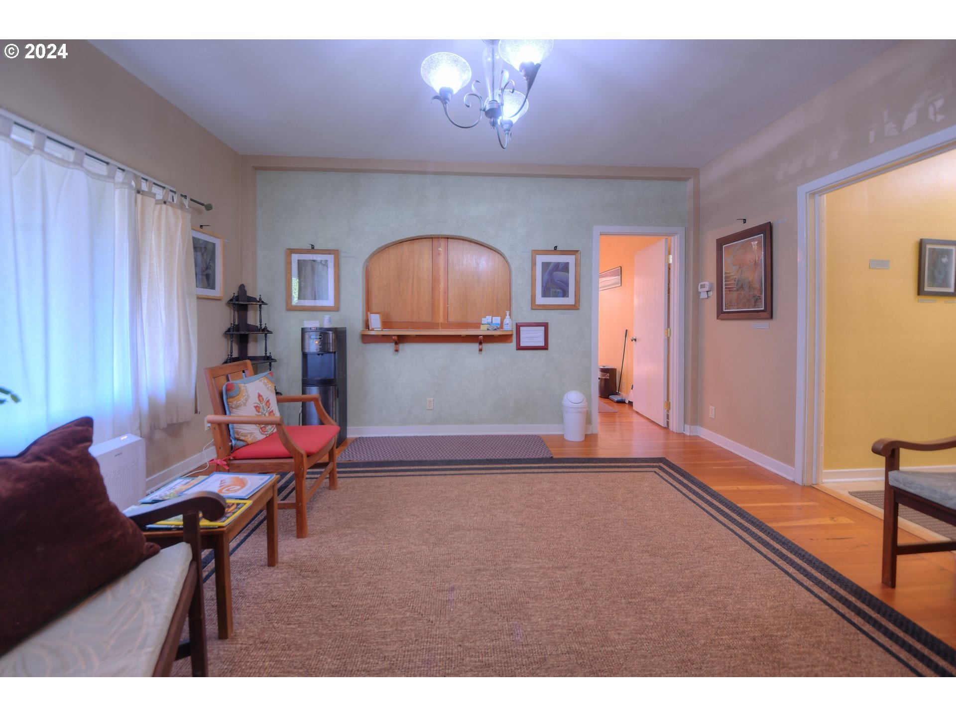 1034 Lawrence St Property Photo 6