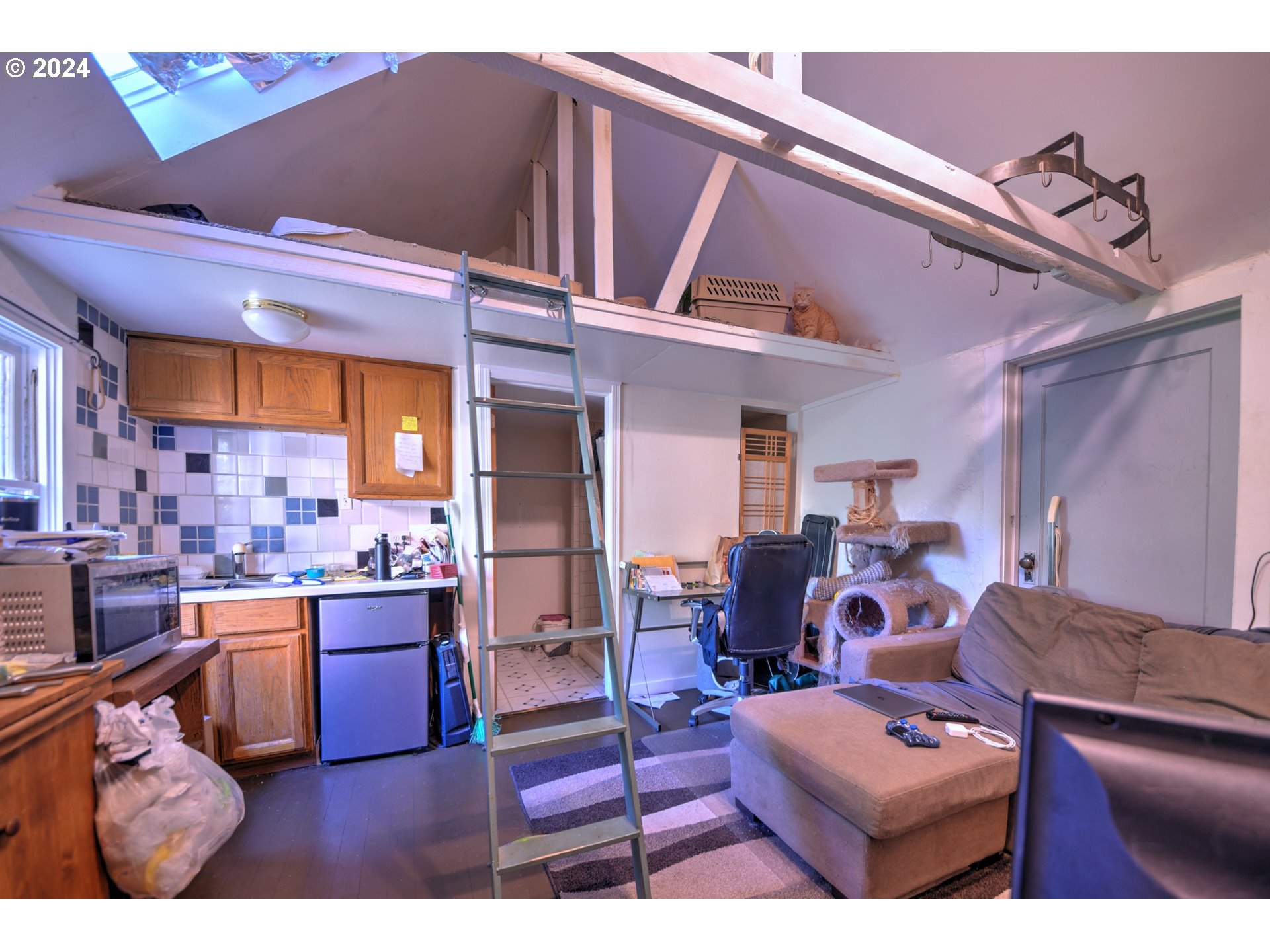 1034 Lawrence St Property Photo 36