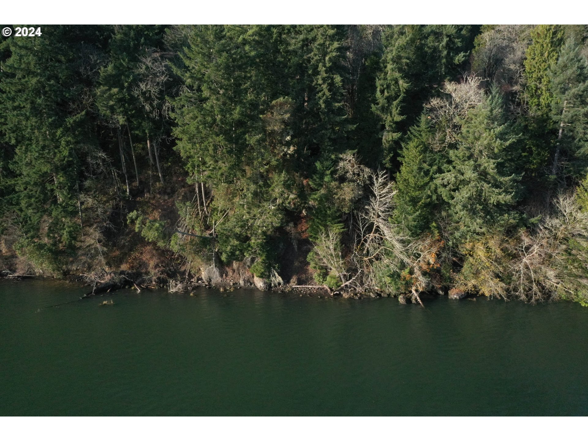 22 Edge Water Dr Property Photo 5