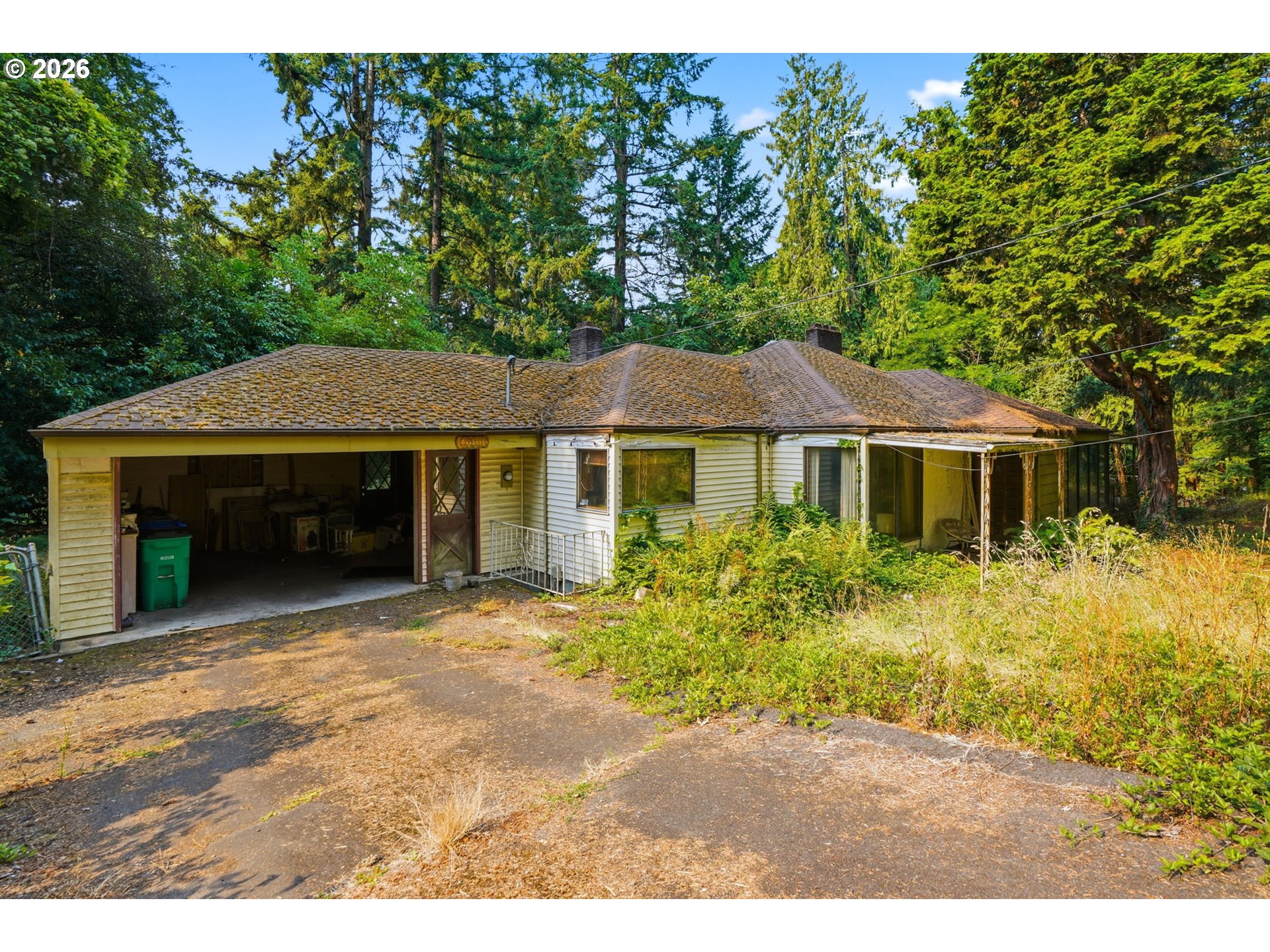1520 Sw Taylors Ferry Rd Property Photo 1