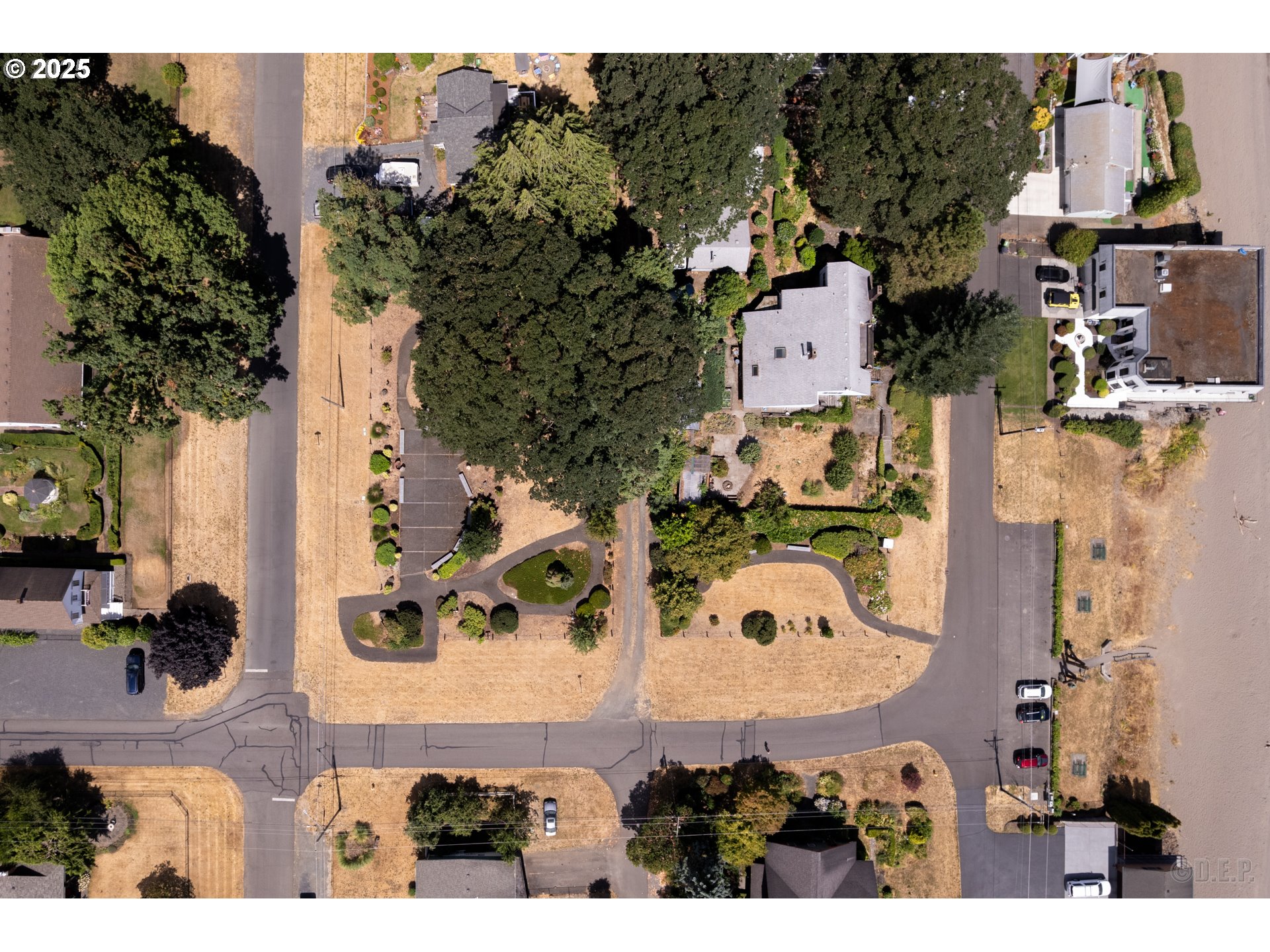 I St Property Photo 4
