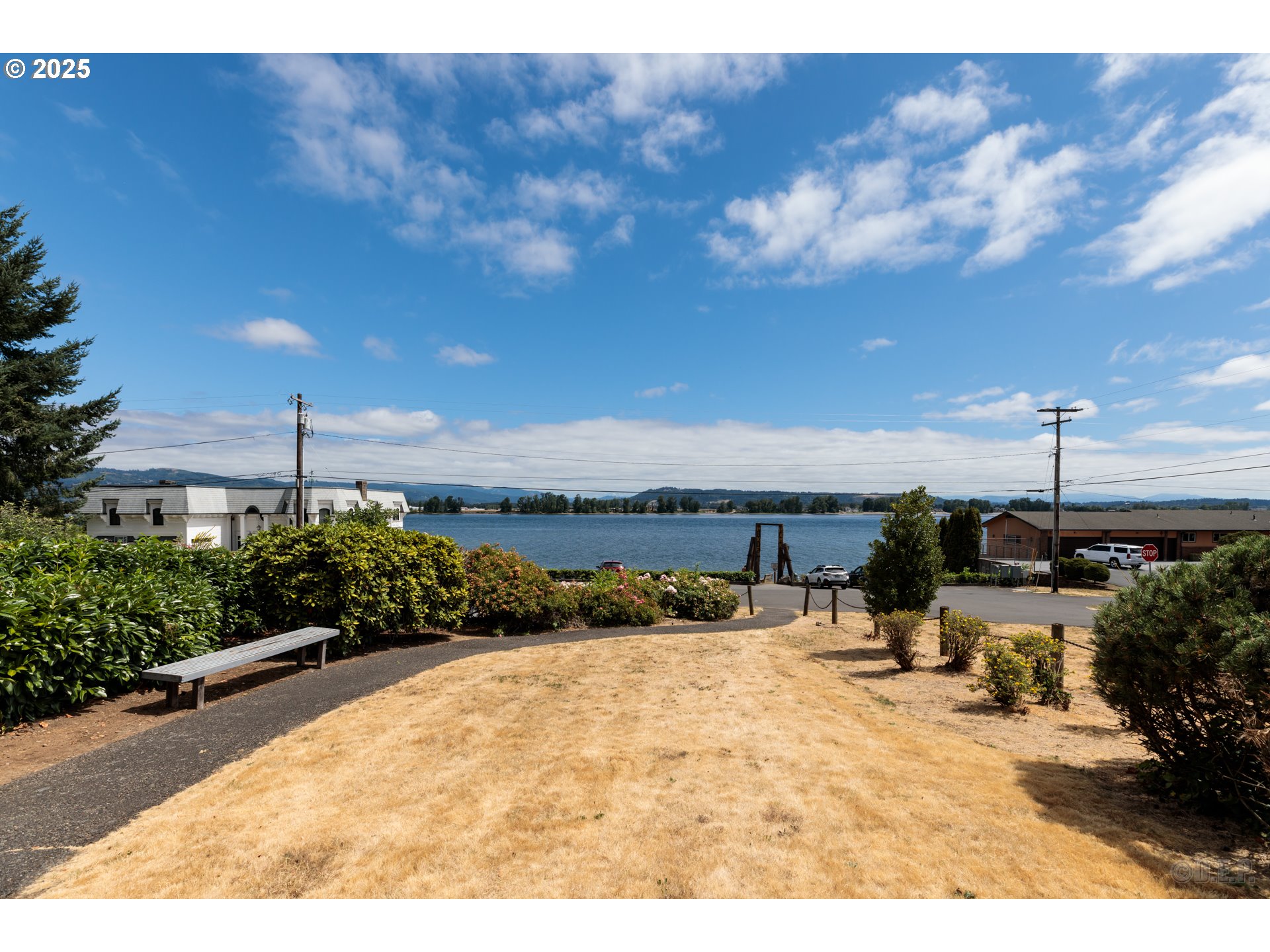 I St Property Photo 12