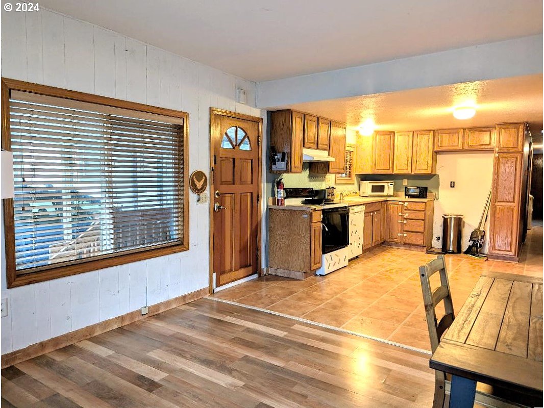 47775 Berry St #b7 Property Photo 5