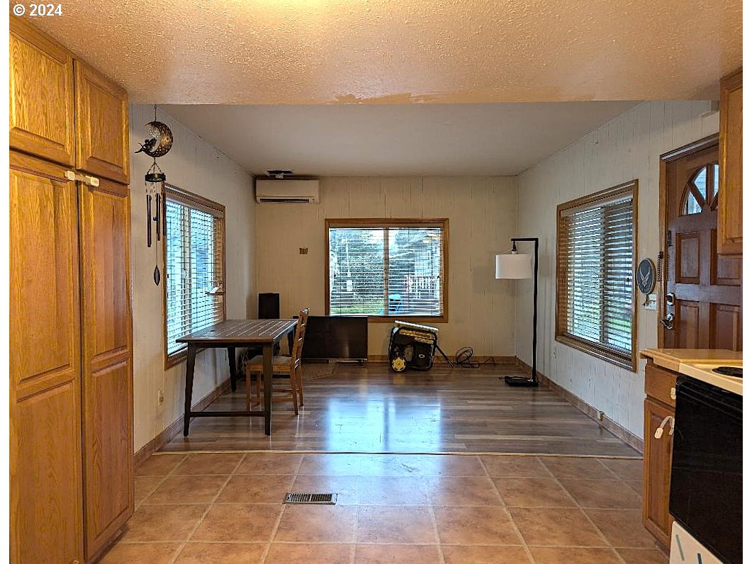 47775 Berry St #b7 Property Photo 11