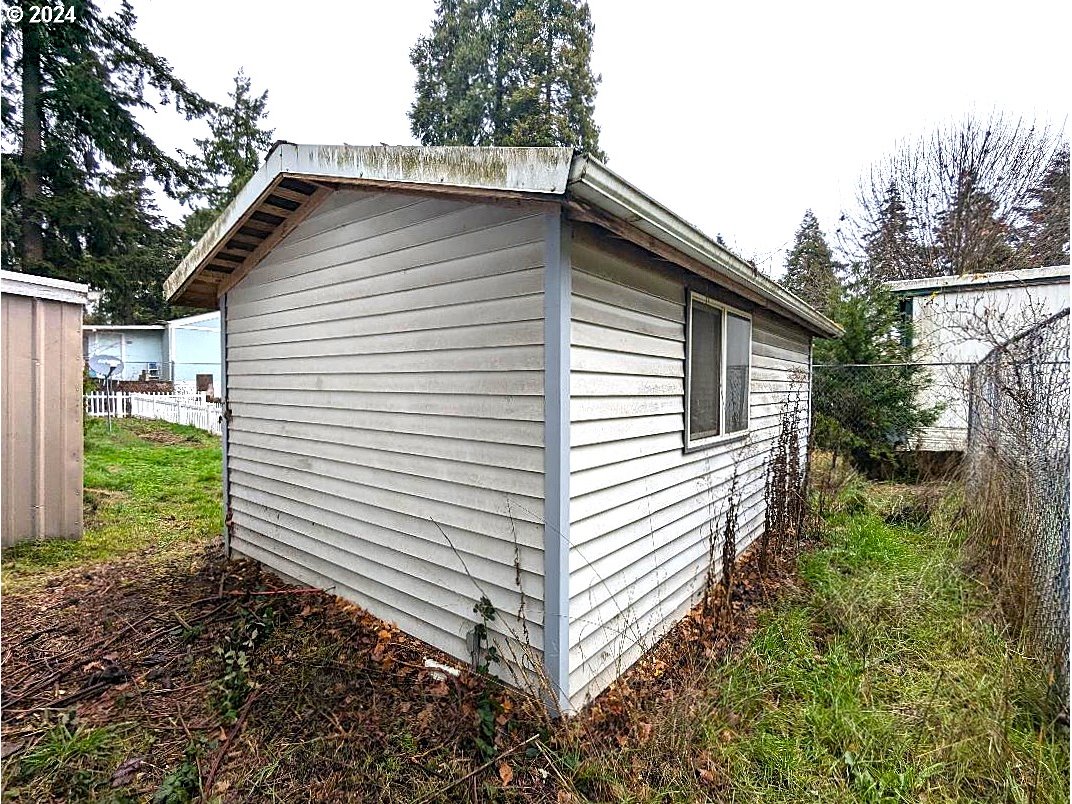 47775 Berry St #b7 Property Photo 23