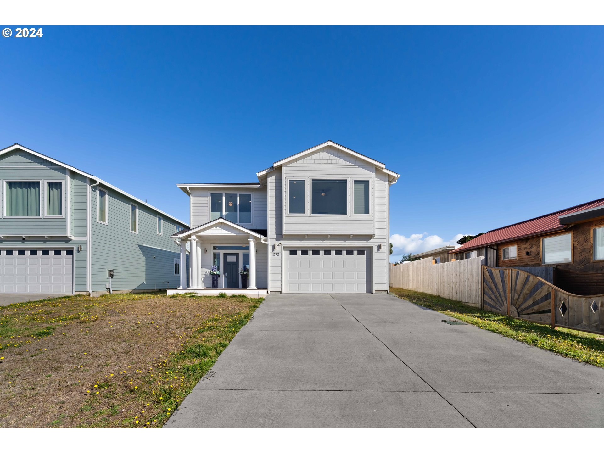 1575 Beach Loop Dr Sw Property Photo 2