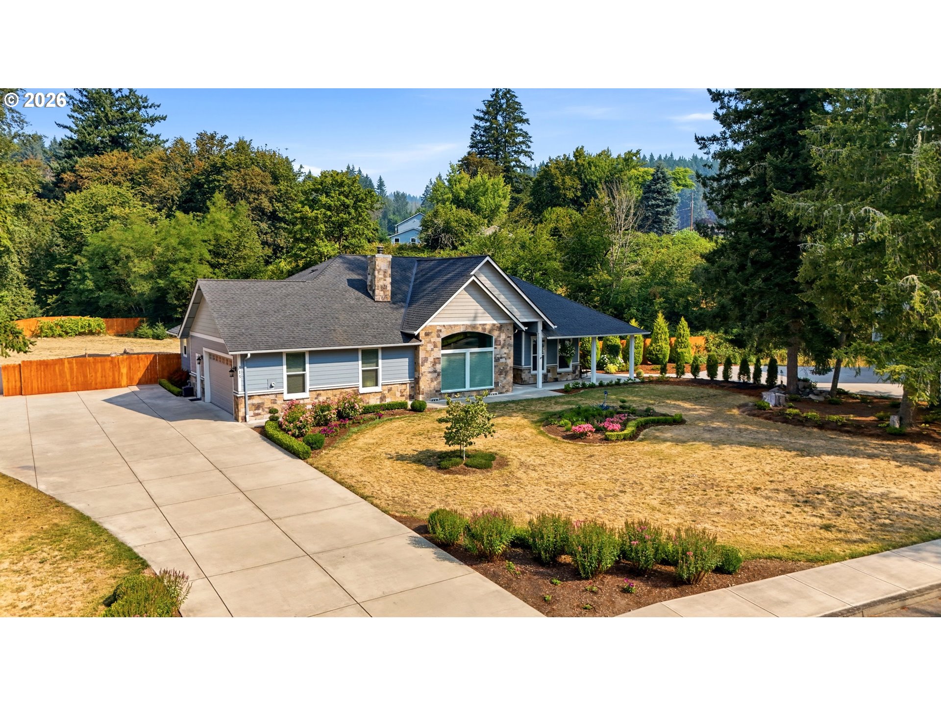 315 Santiam Pointe Loop Property Photo 1