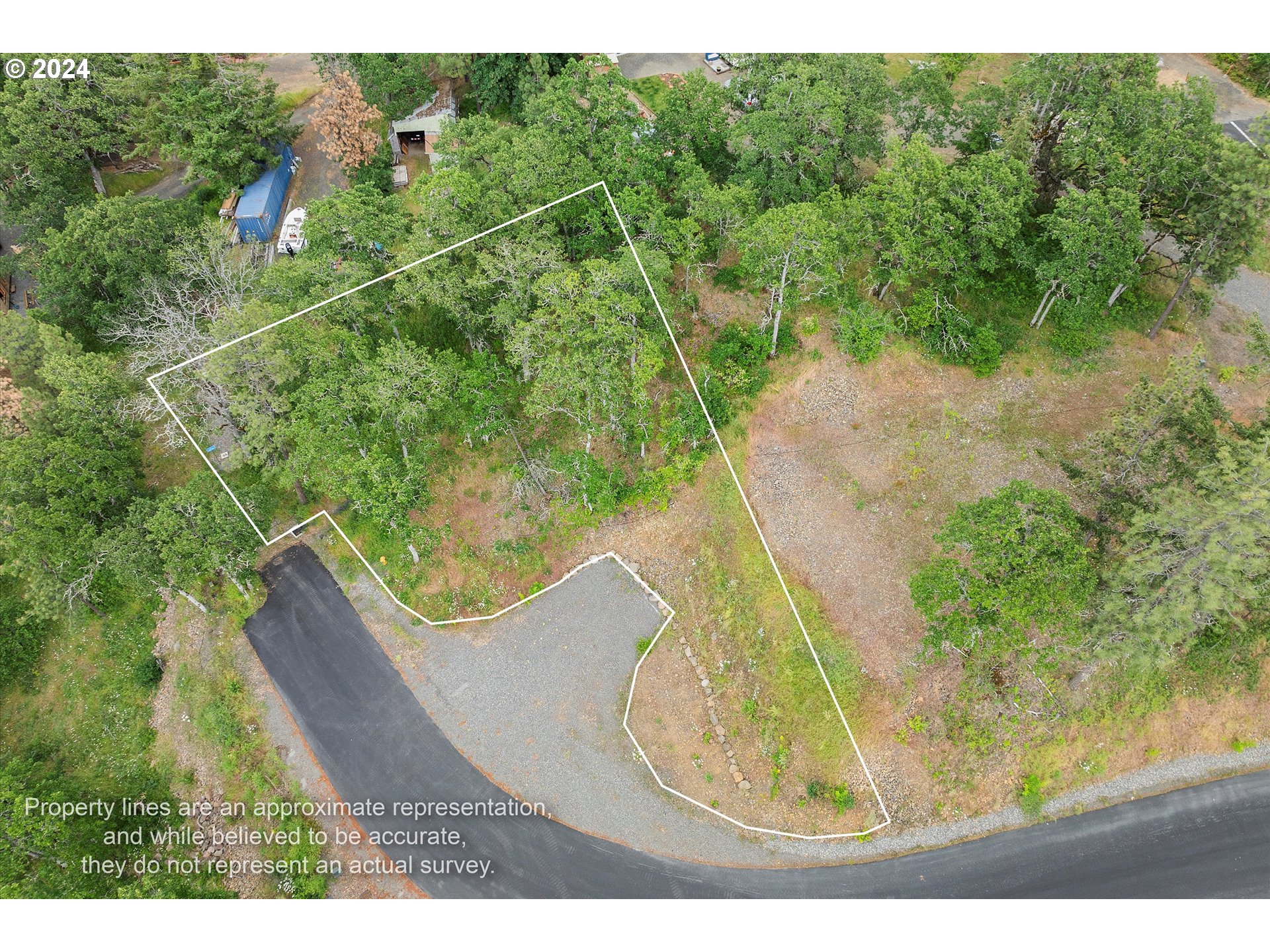 Coyote CT 47 Property Photo 1