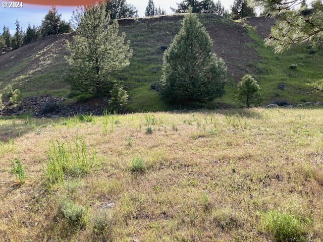 Elkview Property Photo 2