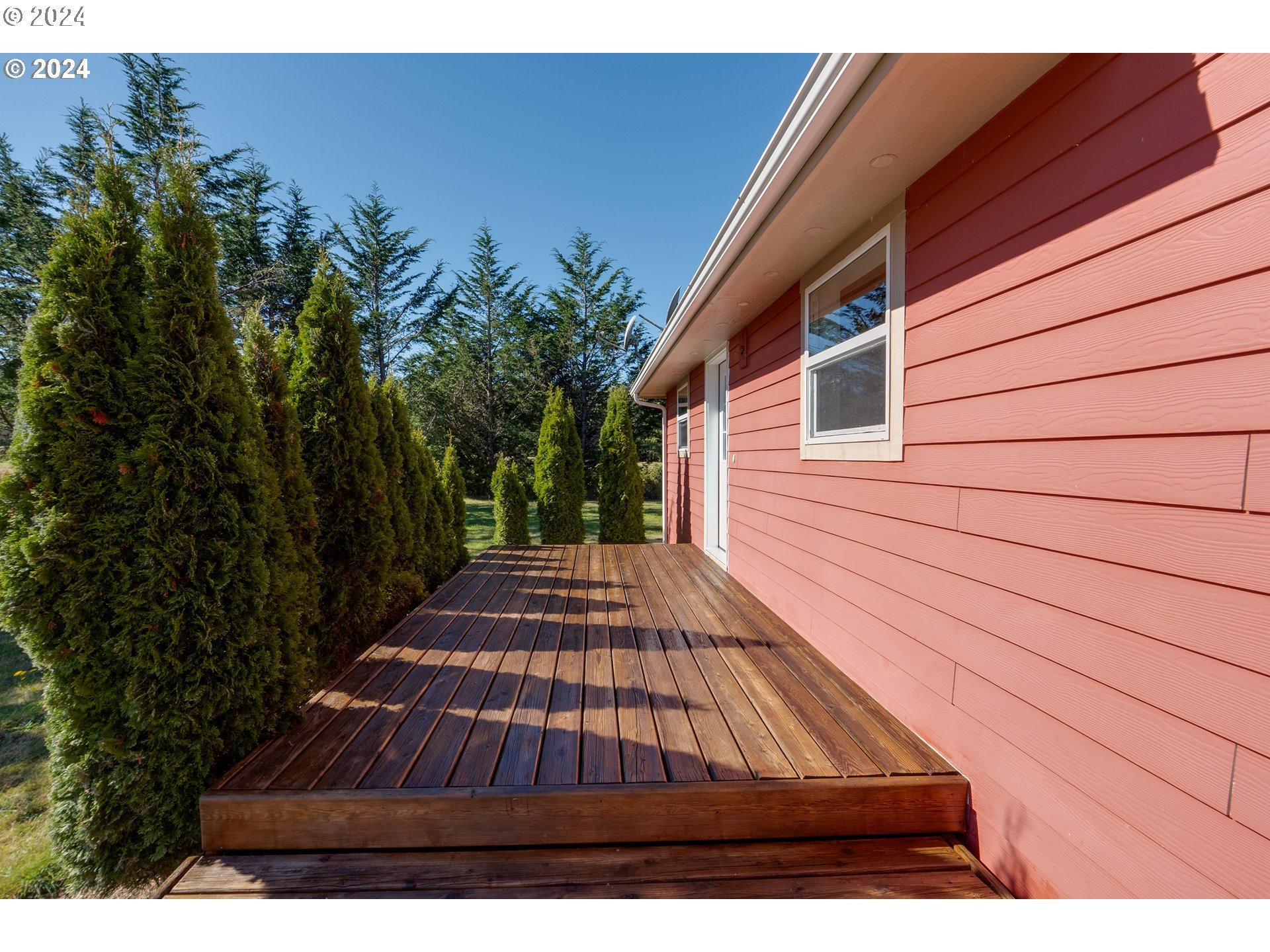 90713 Fort Clatsop Rd Property Photo 5