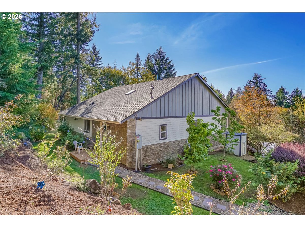 22500 Se Royal Anne Dr Property Photo 1