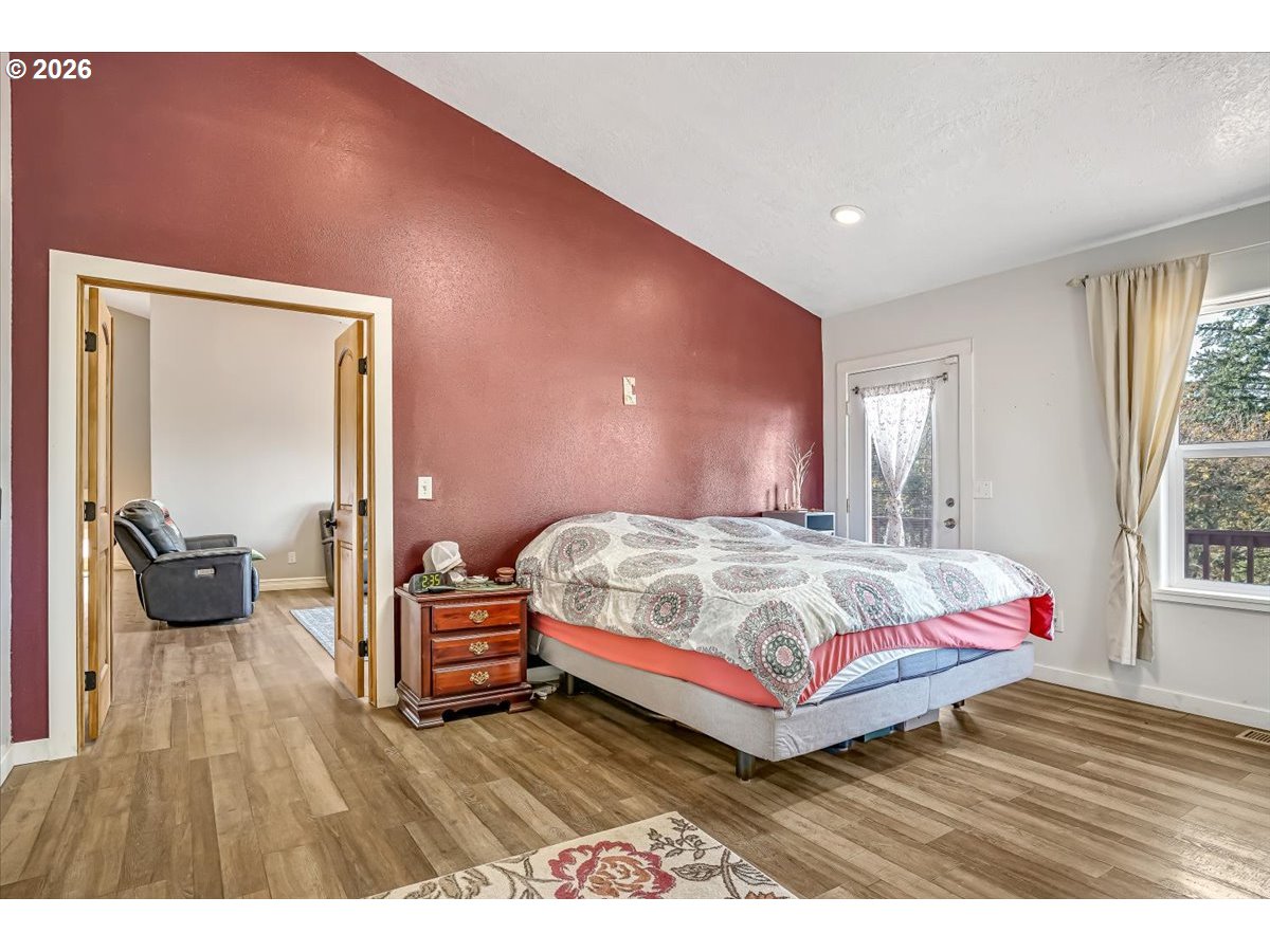 22500 Se Royal Anne Dr Property Photo 14