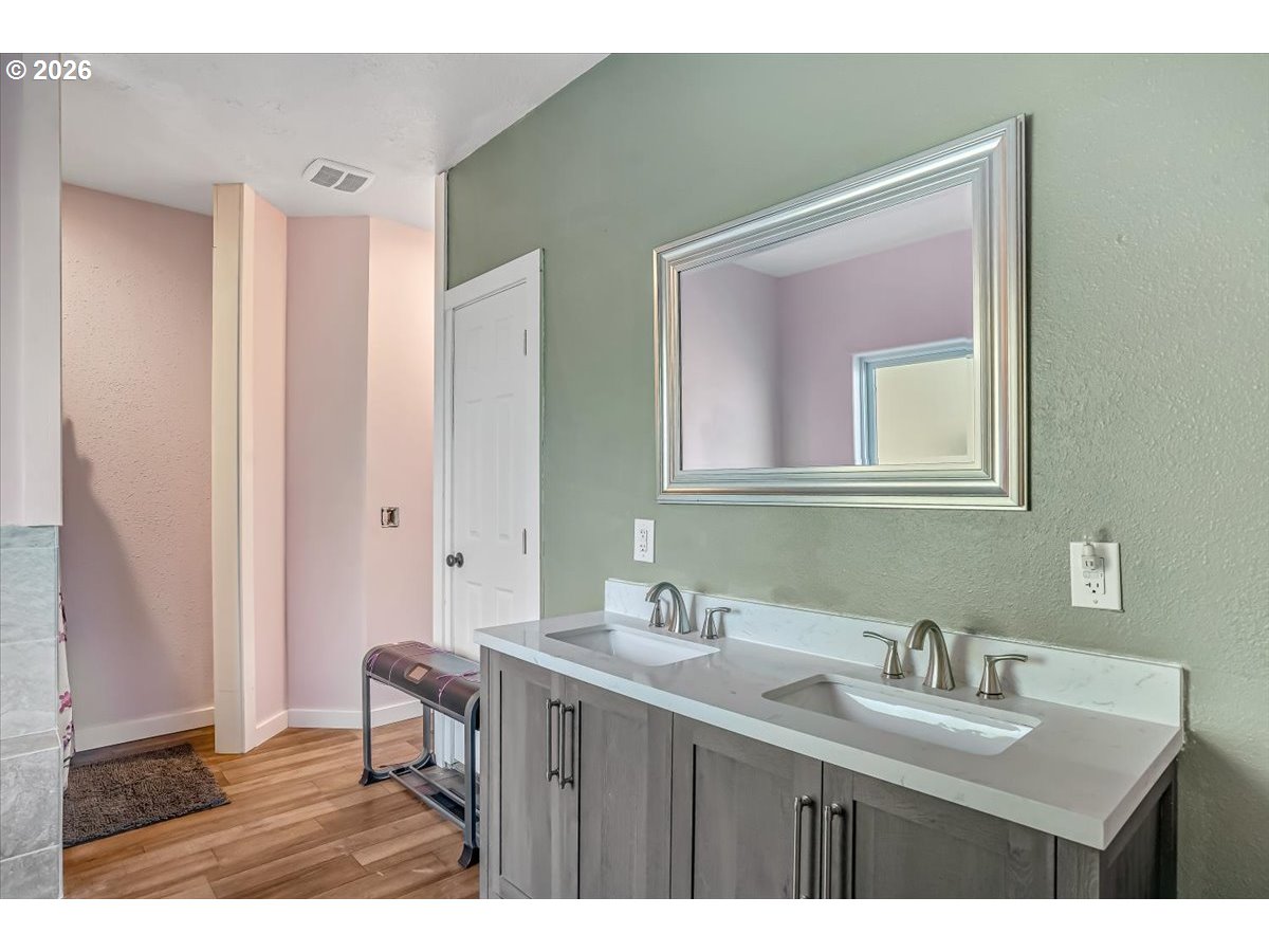 22500 Se Royal Anne Dr Property Photo 16