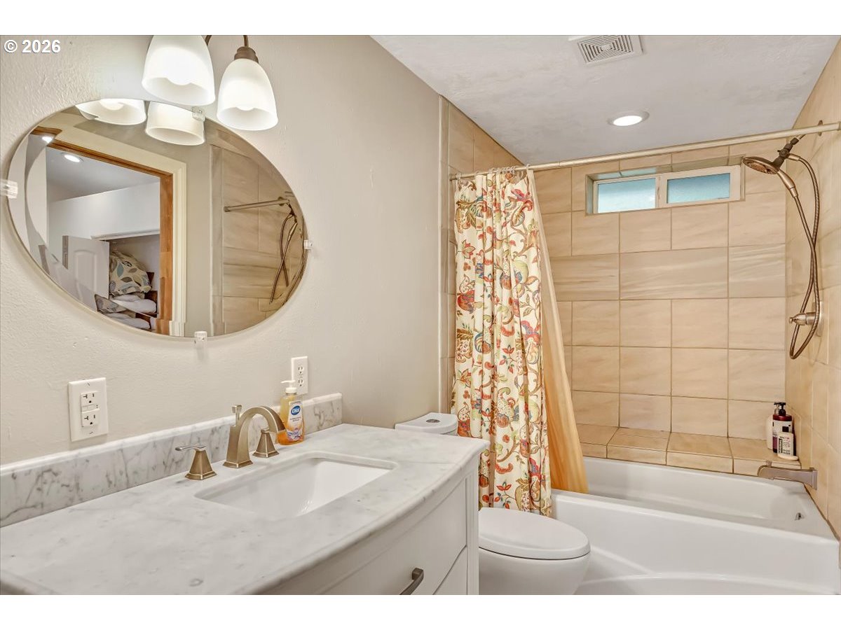 22500 Se Royal Anne Dr Property Photo 20