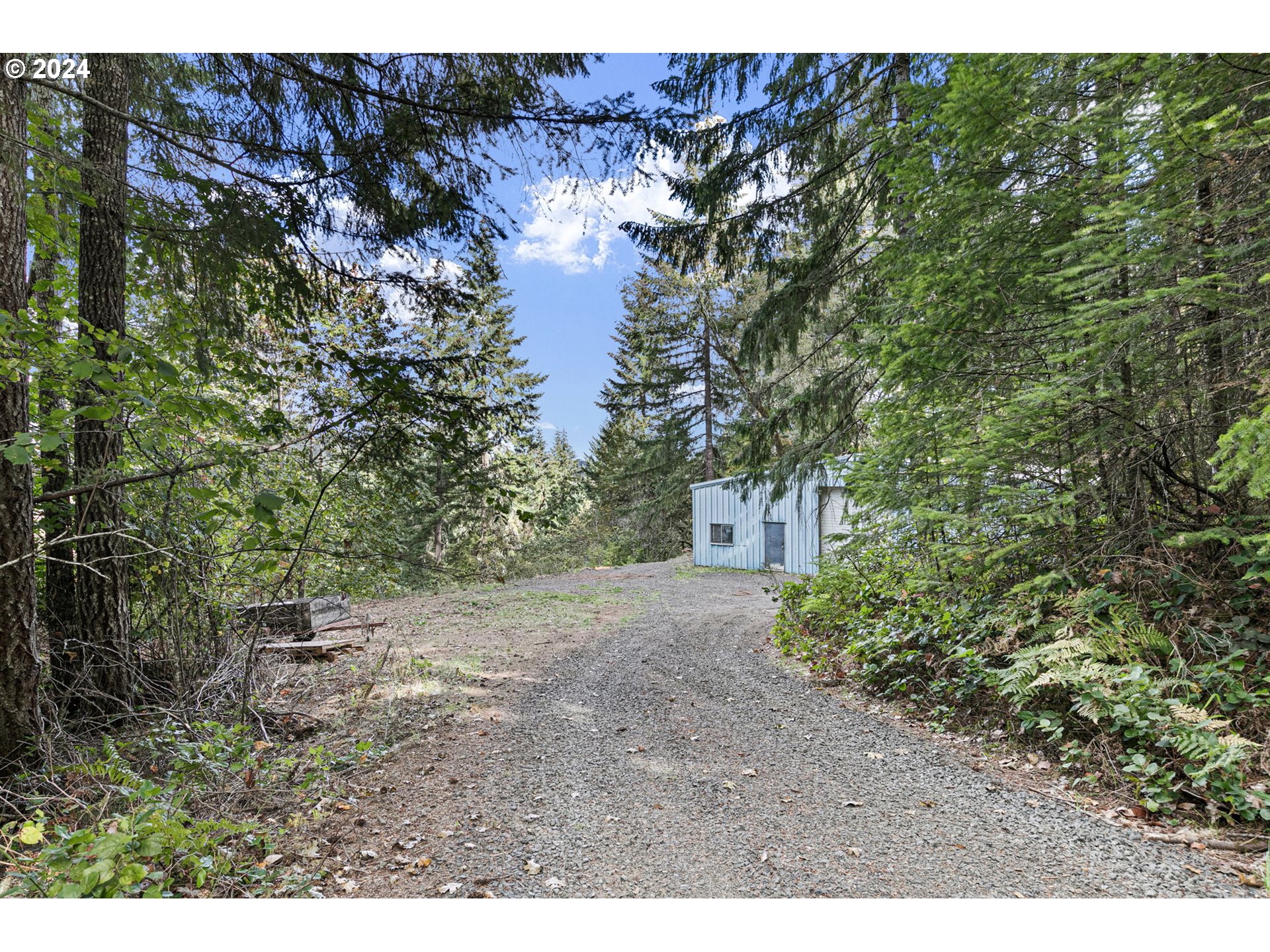 24977 Sturtevant Dr Property Photo 14