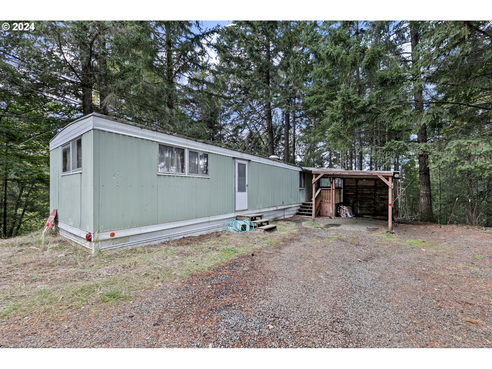 24977 Sturtevant Dr Property Photo 21