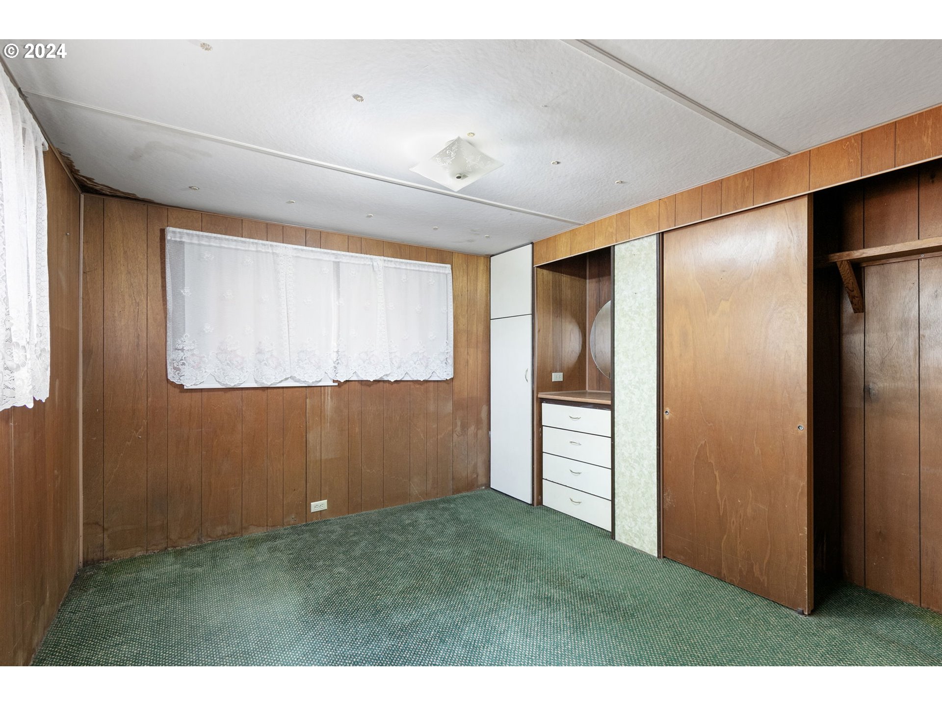 24977 Sturtevant Dr Property Photo 36