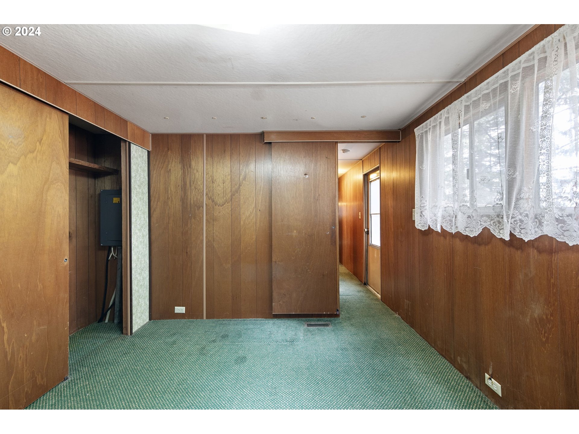 24977 Sturtevant Dr Property Photo 39