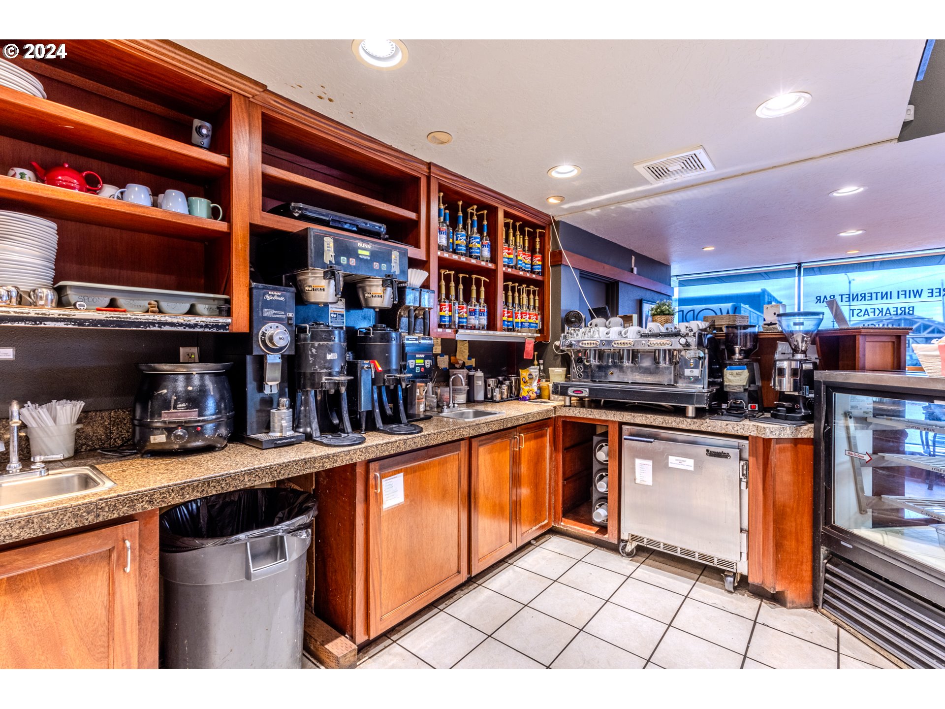 Kaffe 101 Property Photo 12