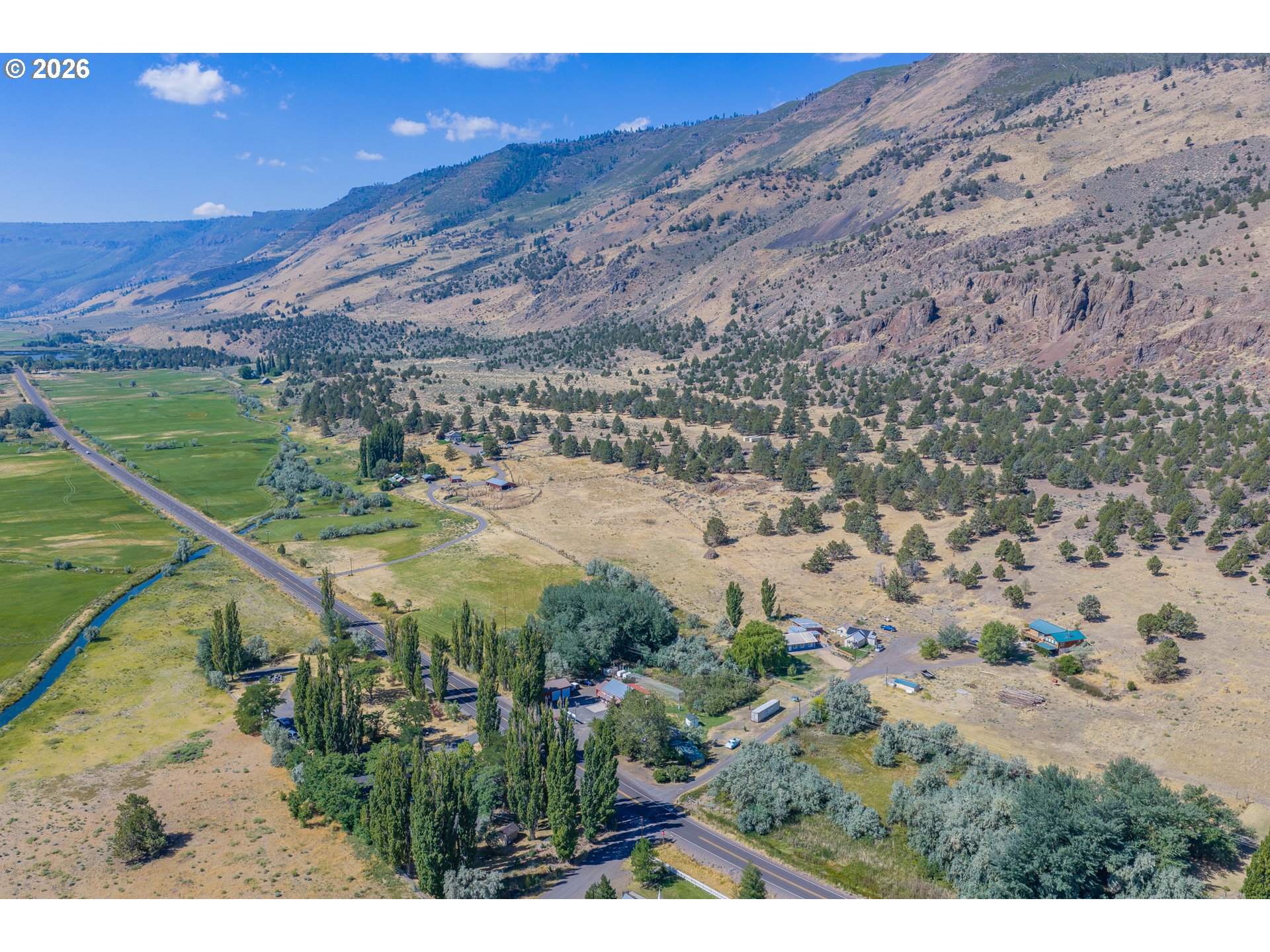 54128 Highway 31 Property Photo 2
