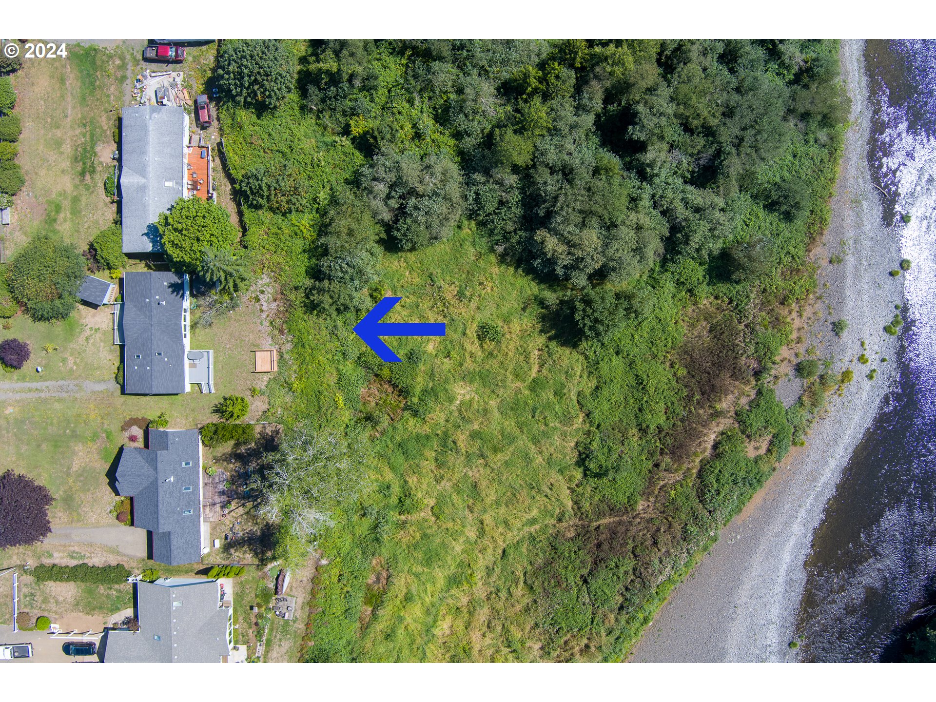 18999 Nestucca Dr Property Photo 6
