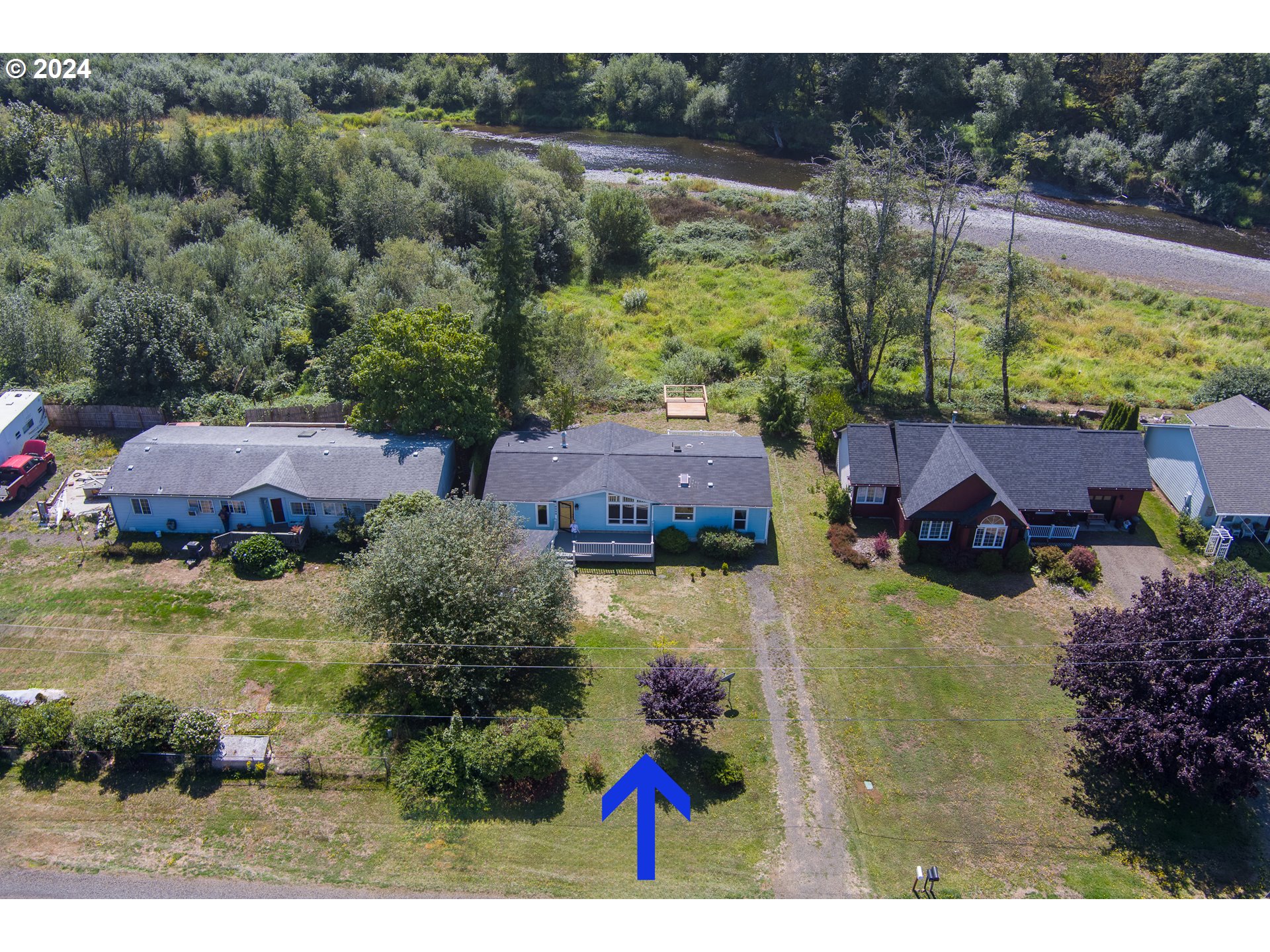 18999 Nestucca Dr Property Photo 9