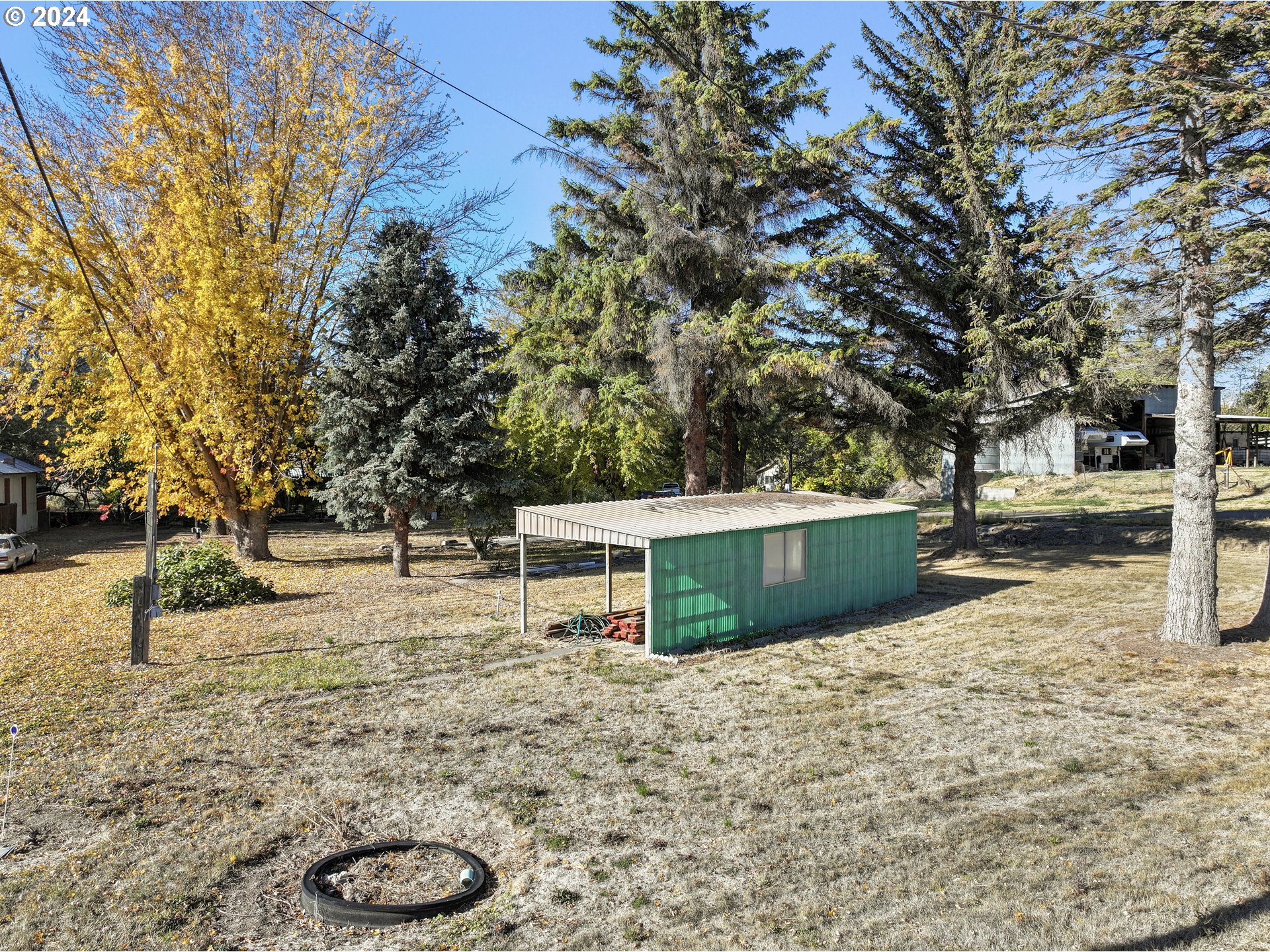 600 Barnett St Property Photo 28