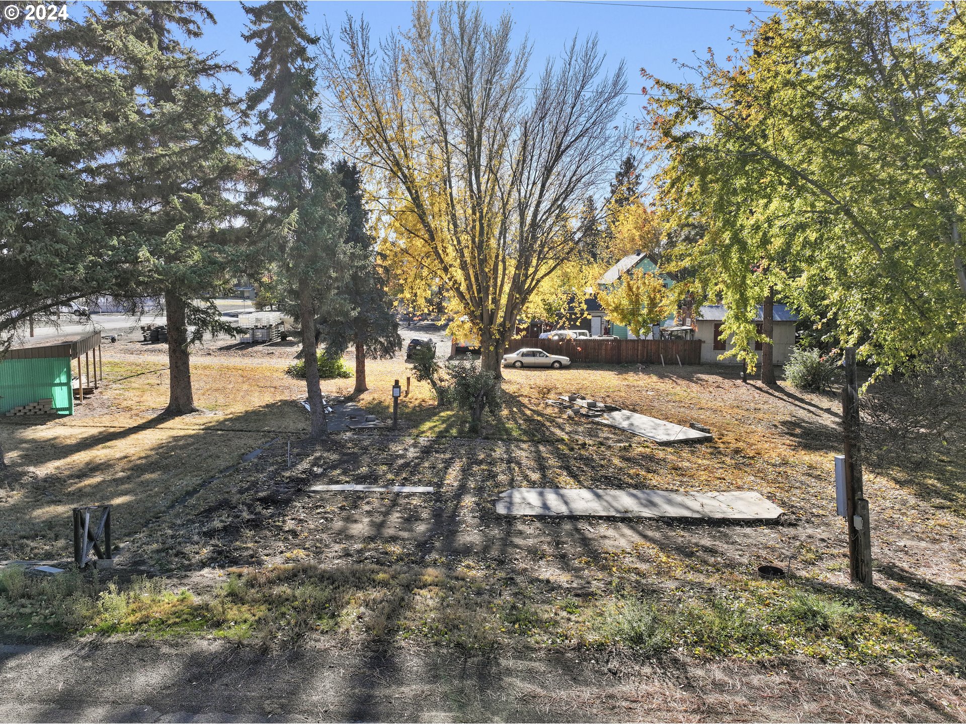 600 Barnett St Property Photo 34