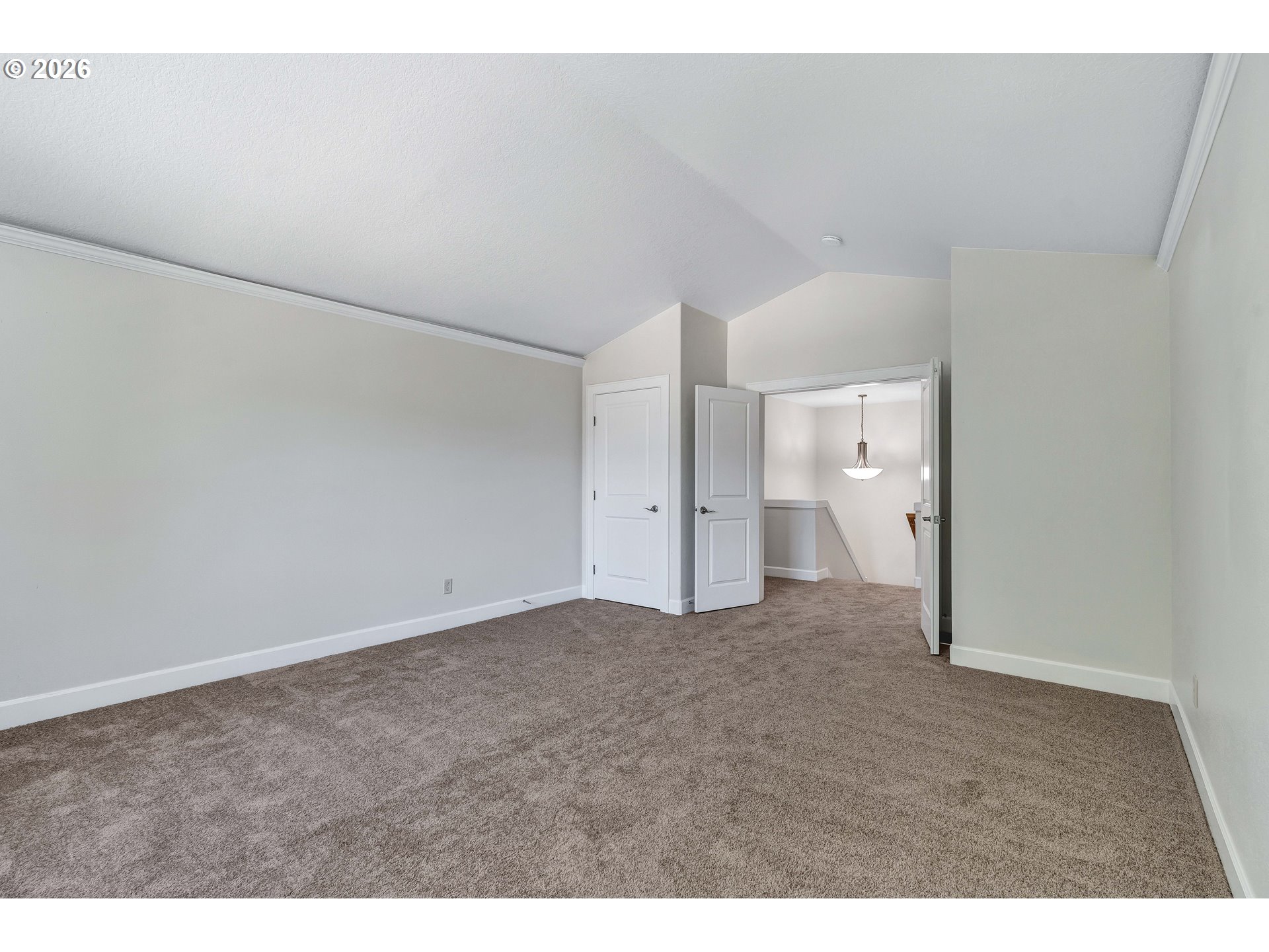 1018 34th Pl Property Photo 32