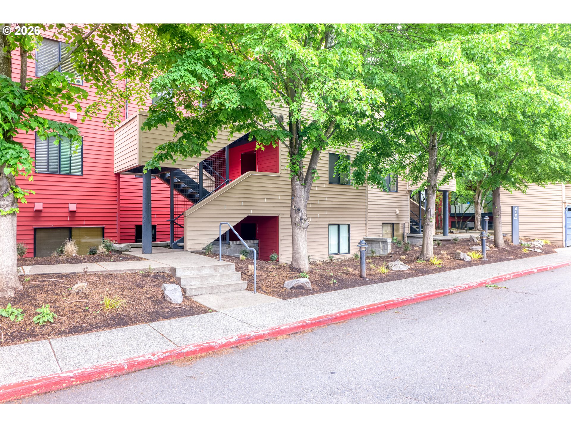 810 Nw Naito Pkwy F11 Property Photo 1
