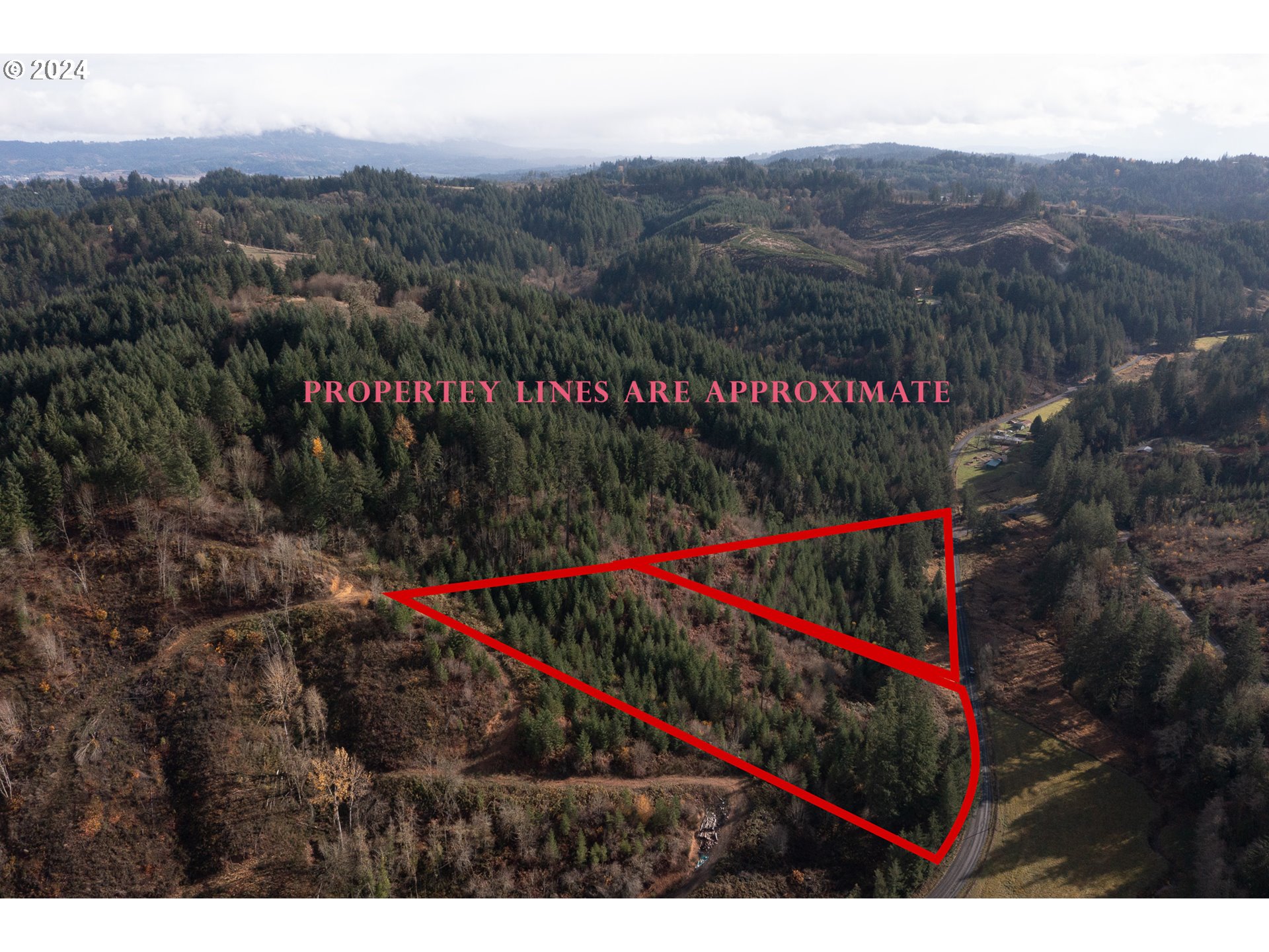 Nw Williams Canyon Rd Property Photo 5
