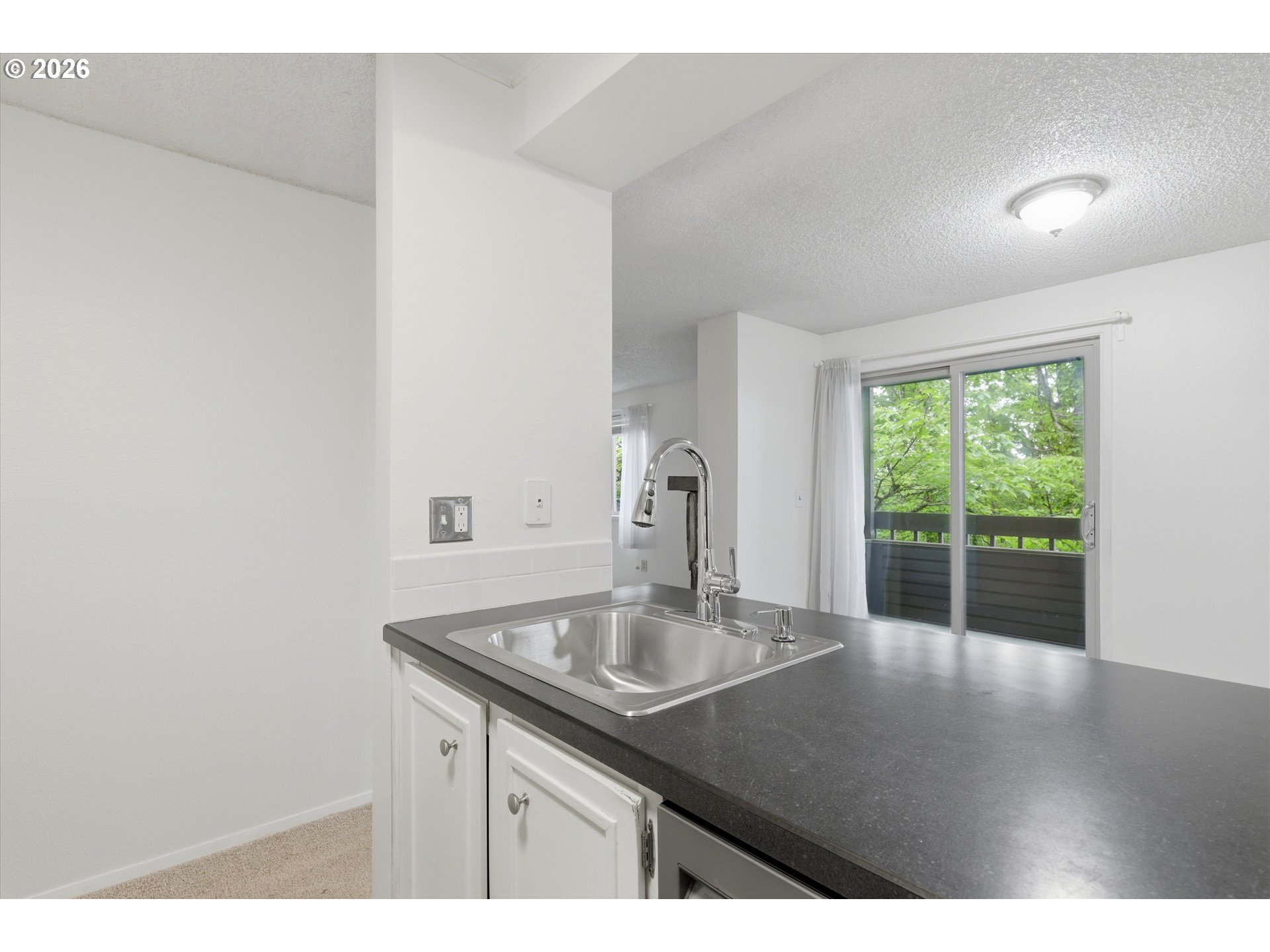 44 Eagle Crest Dr 10 Property Photo 15