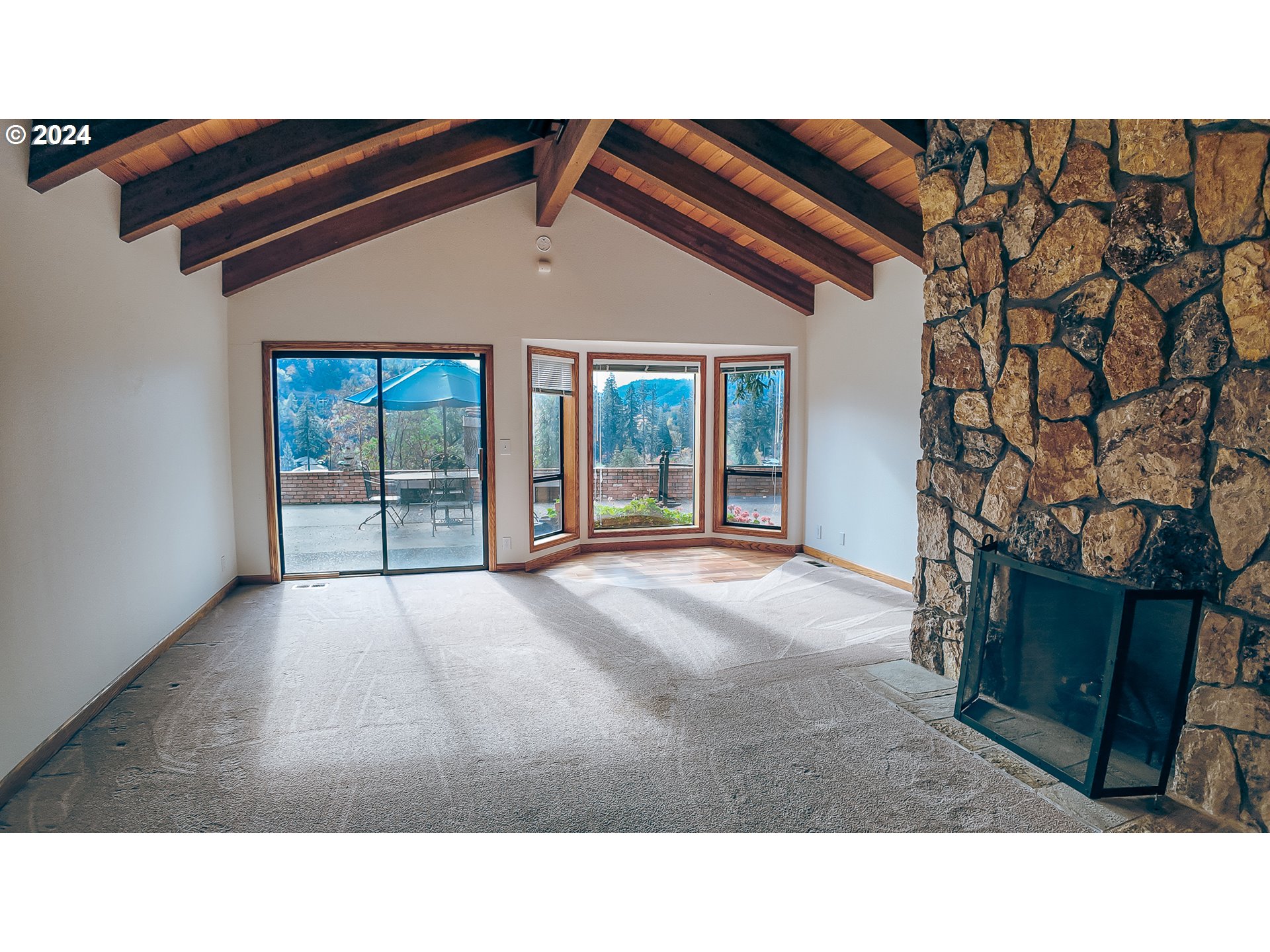 1081 Umpqua College Rd Property Photo 27