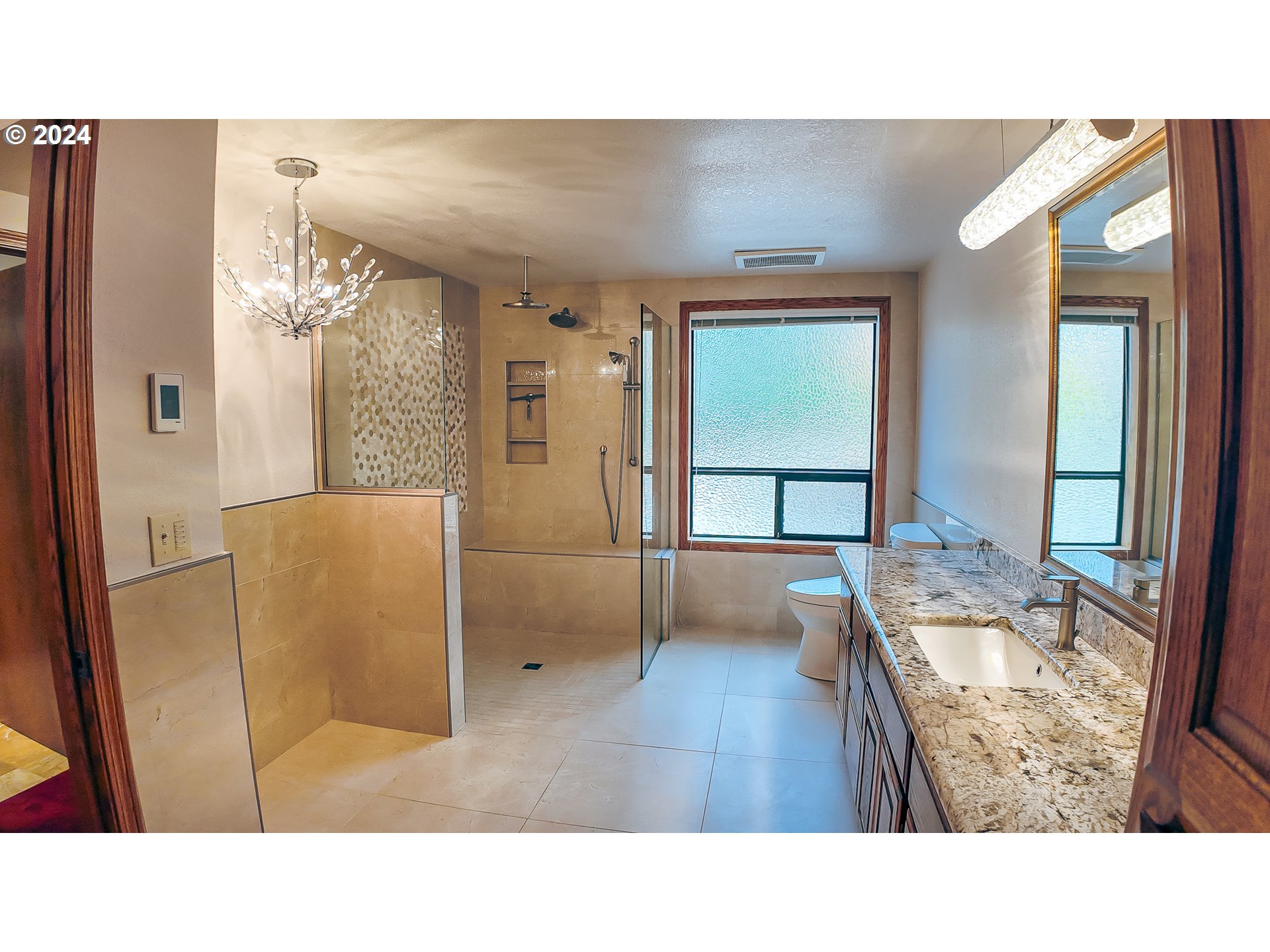 1081 Umpqua College Rd Property Photo 32
