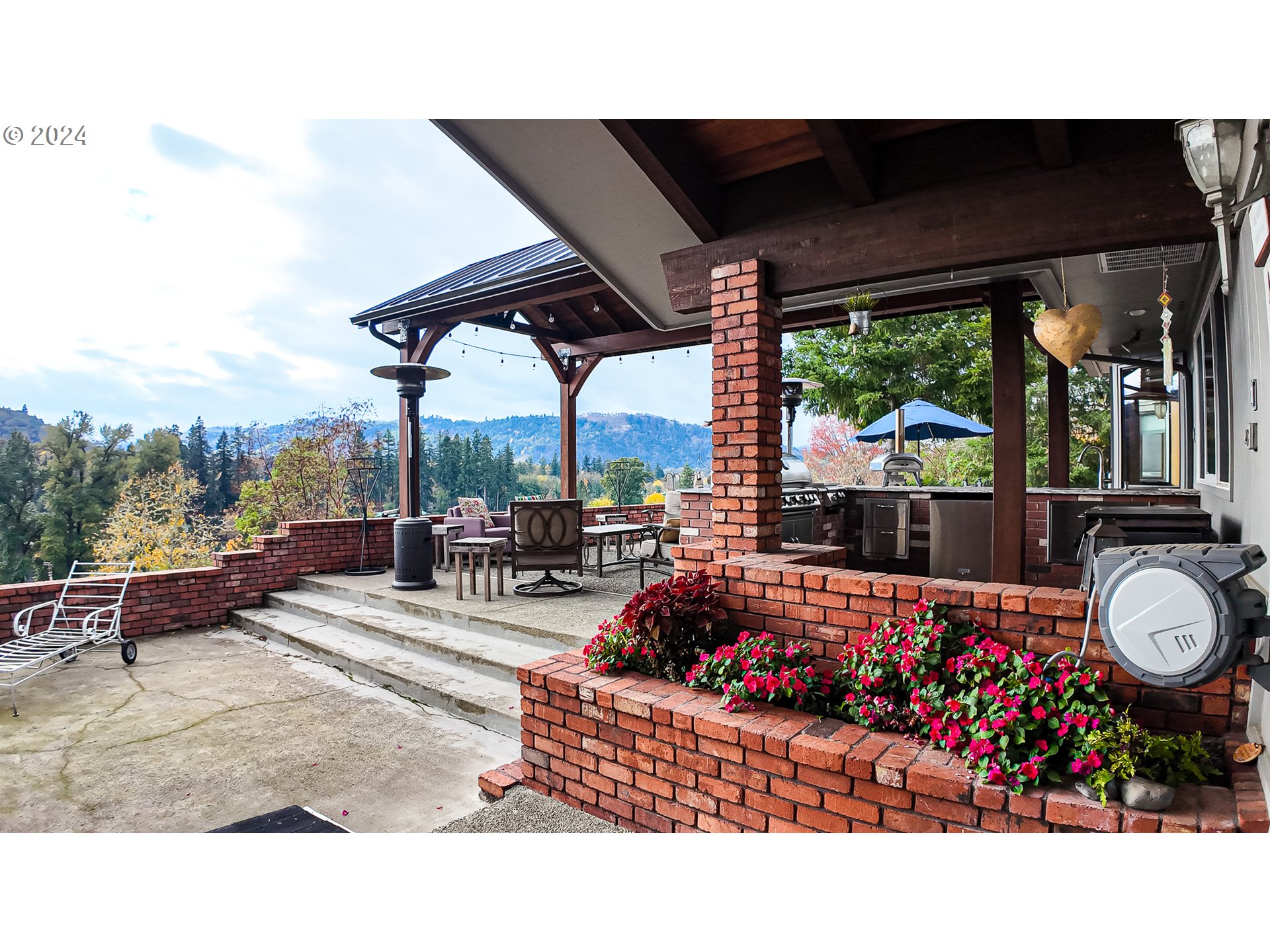 1081 Umpqua College Rd Property Photo 37