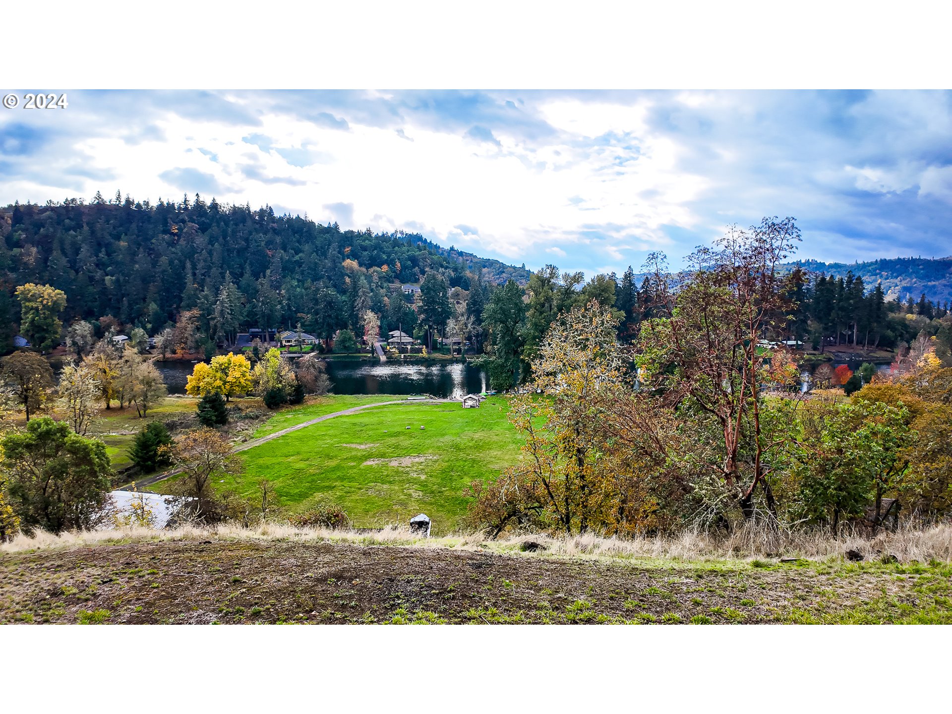 1081 Umpqua College Rd Property Photo 40